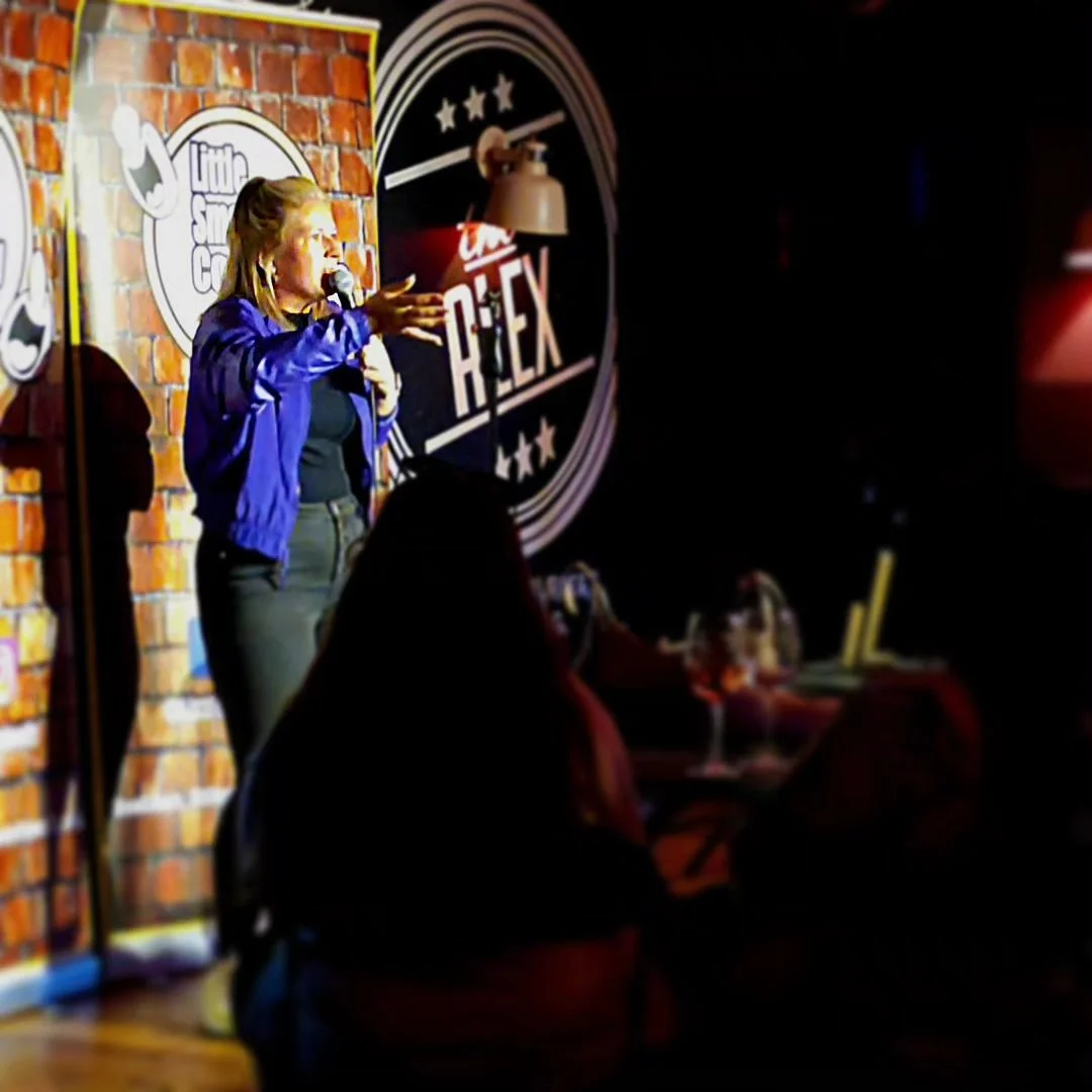 Top evening by the sea with @littlesmashcomedy 🌊

#standupcomedy #ukcomic #femalecomiclondon