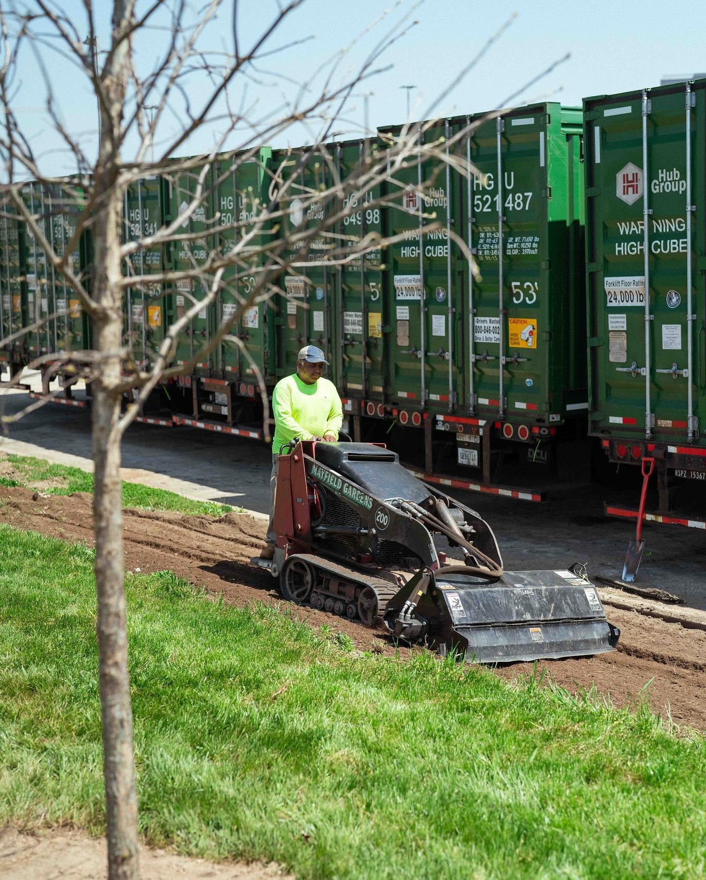 Prepping the soil for optimal germination while our freshly planted Acer Rubrum trees take root! #MayfieldGardens

#landscaping #landscapeslovers #landscapedesign #plants #nursery #mainline #philadelphia #trees