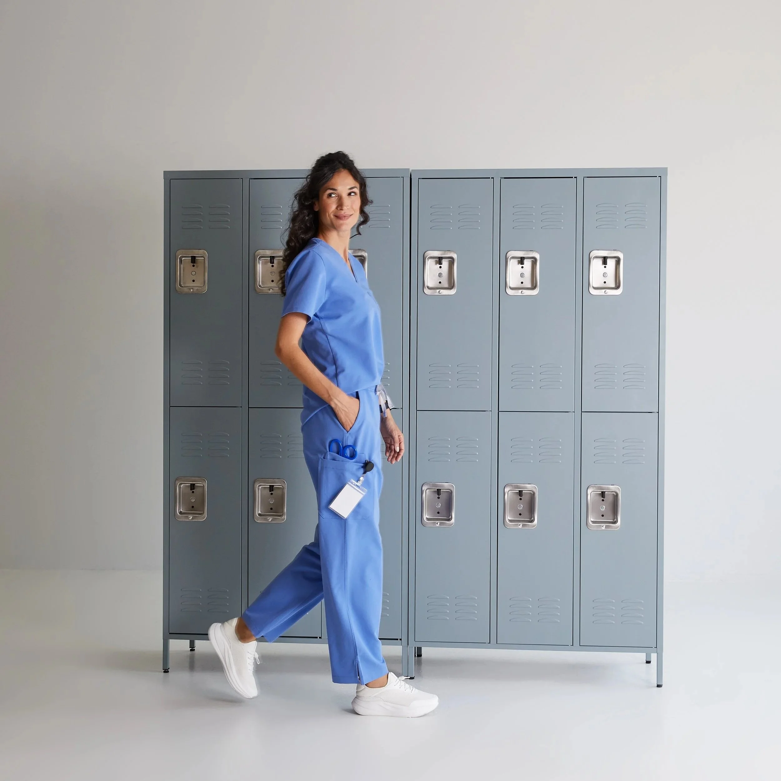 F25_CREATIVE+CAMPAIGN_SCRUBS_MODELS_0224.jpg