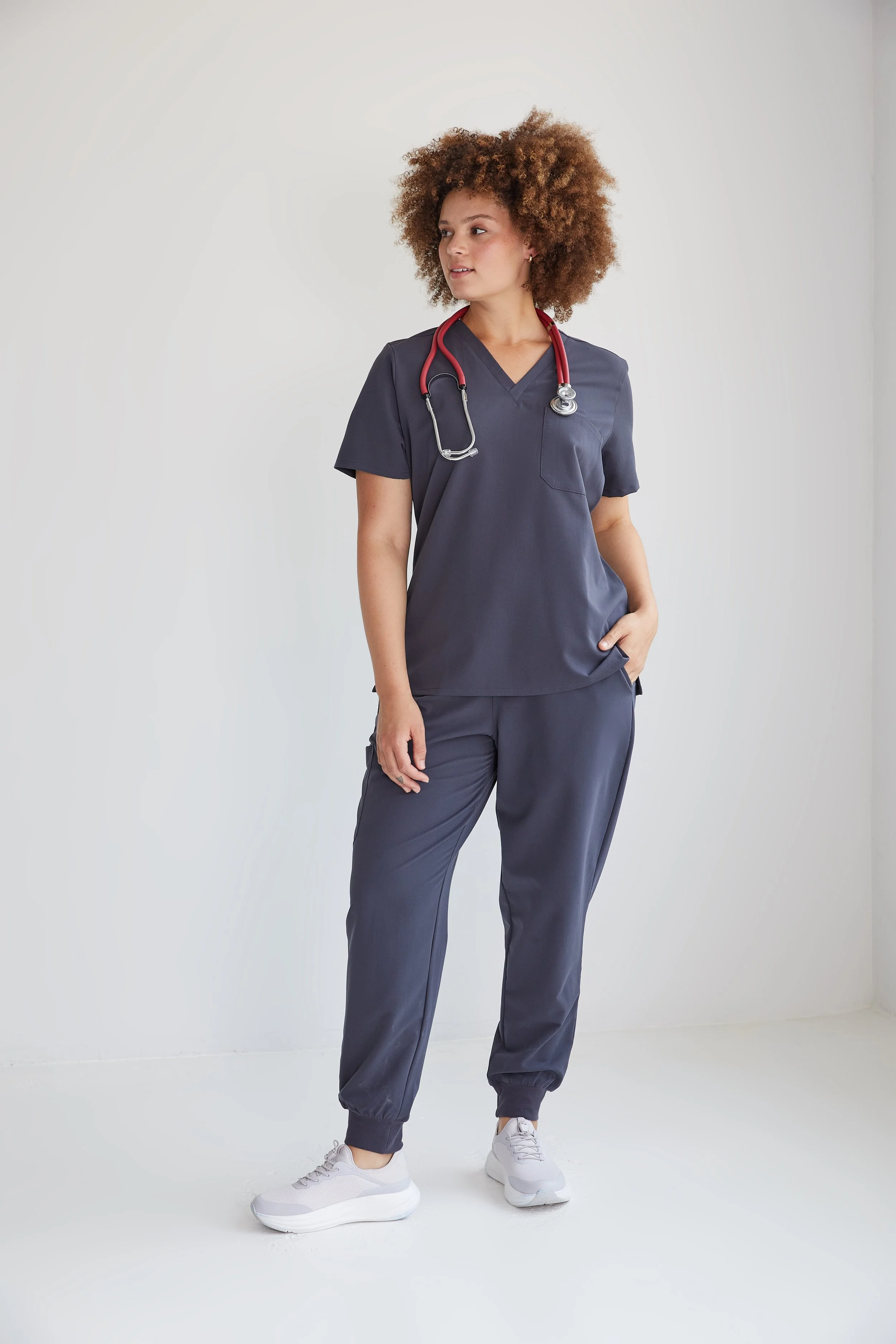 F25_CREATIVE CAMPAIGN_SCRUBS_MODELS_0388.jpeg