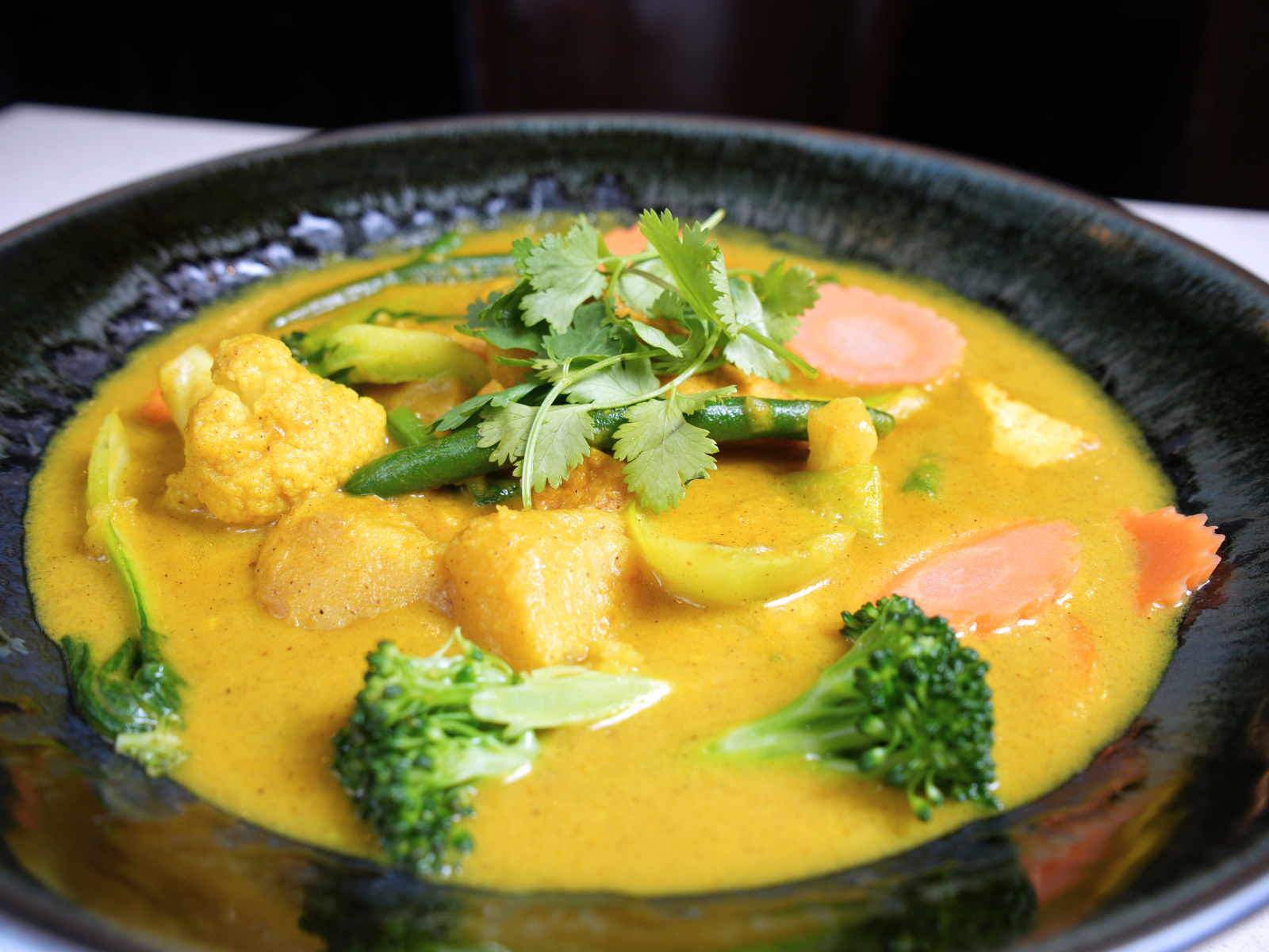 Hestia Saffron Curry new.png
