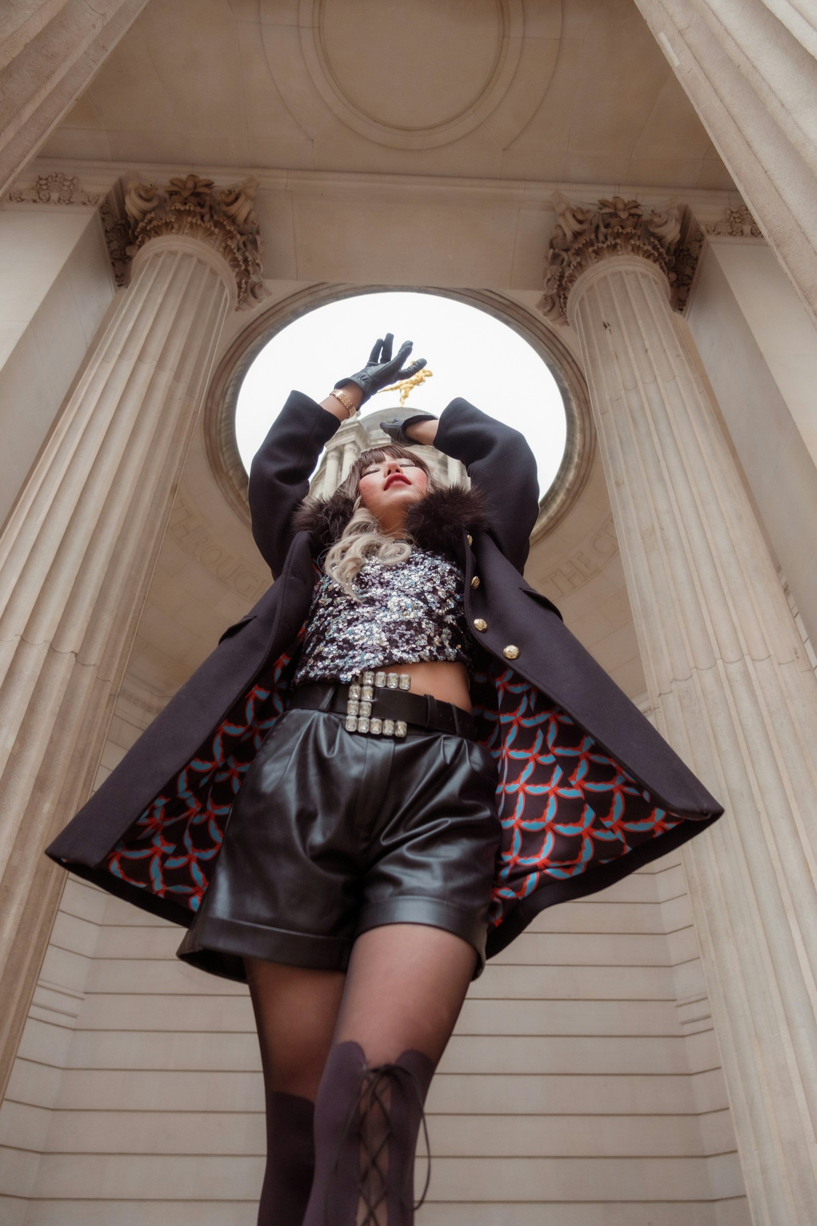 Top 10 Fashion Tips for a Confident Look
