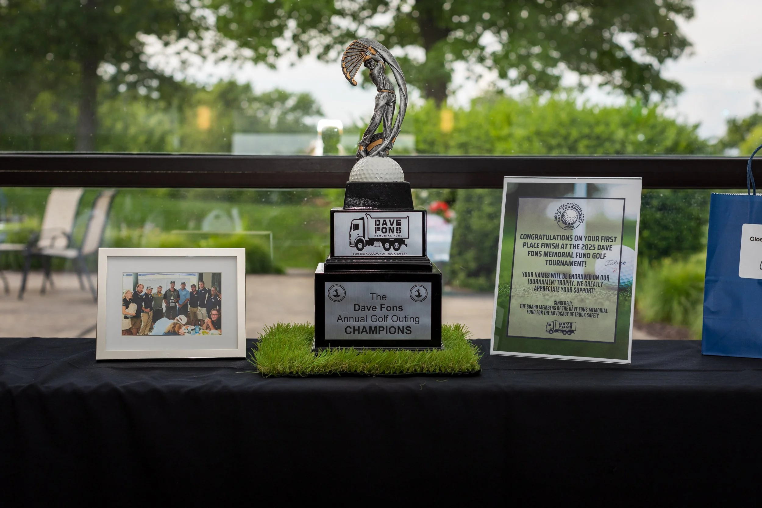 Award Ceremony_003.jpg