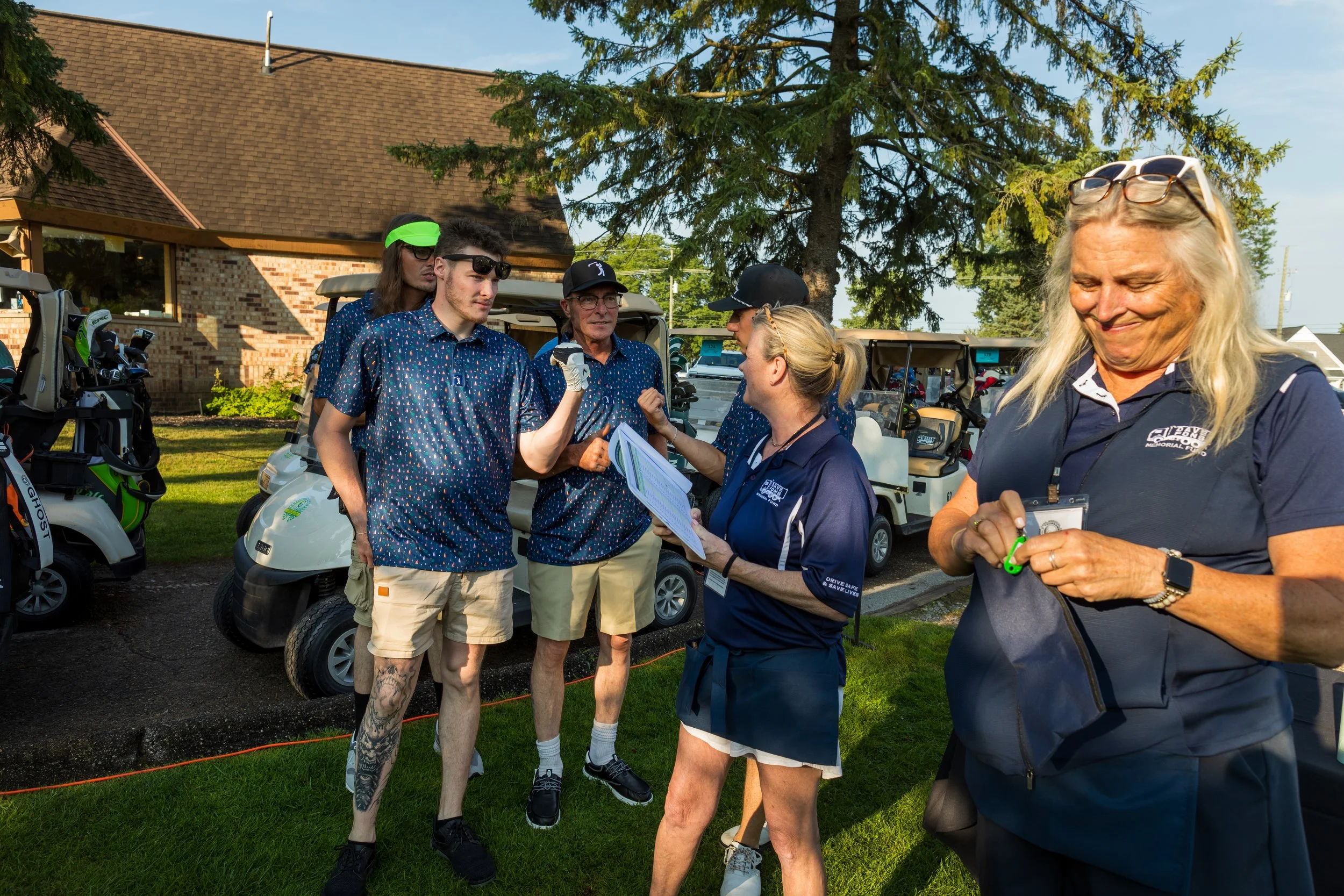 (3)Golfing_002.jpg