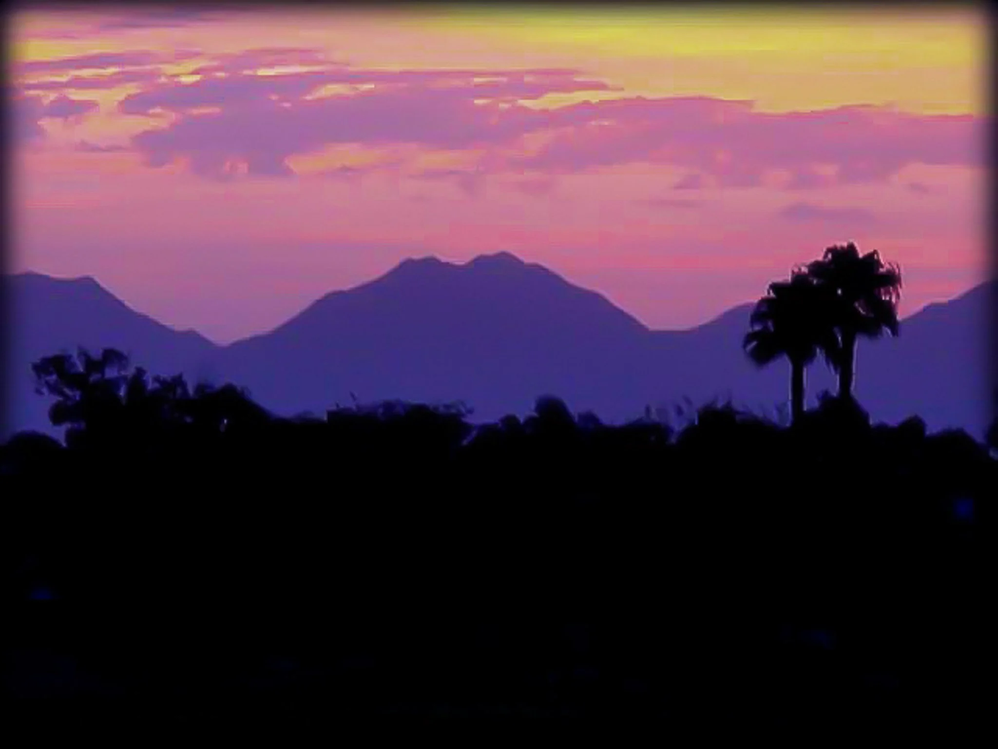 Sunrise at Lookout Mountain Park in Phoenix, Arizona, June 2000