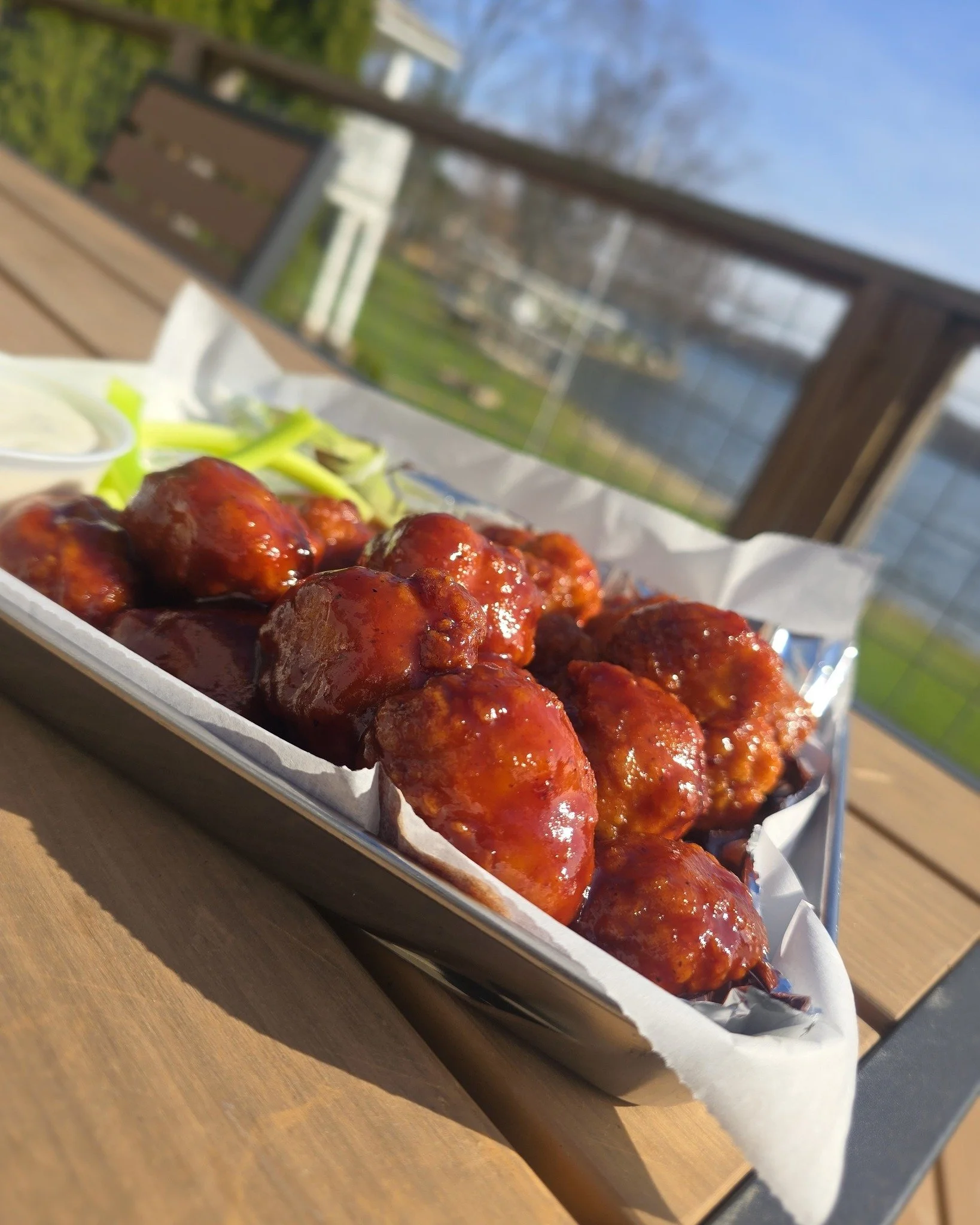 Wings With A View!
Its Wing Wednesday and the patio is open!
Watch the sunset on Big Long Lake and enjoy some crispy and saucey wings. 🌅
$1 Boneless 
$1.25 Traditional 
(8pc Min)
OPEN: 5PM-9PM 
KITCHEN CLOSES: 8:30PM
Dine In or Carry Out
#260-351-24