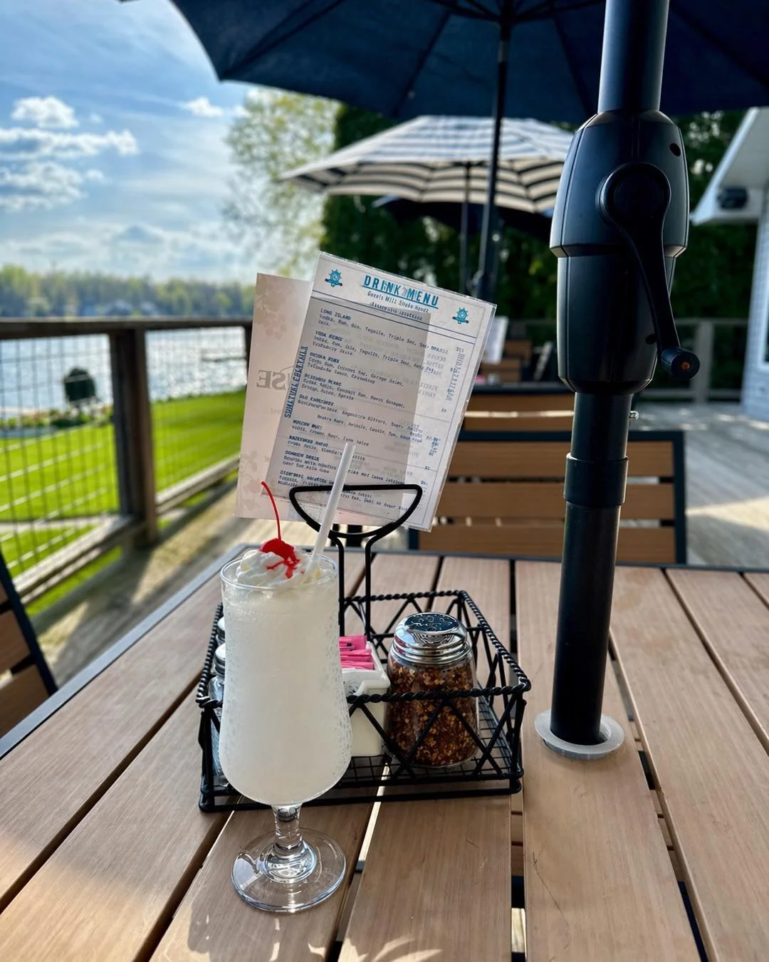 Pi&ntilde;a Coladas on the patio tonight, who&rsquo;s in? 👋🏼🍍🥥