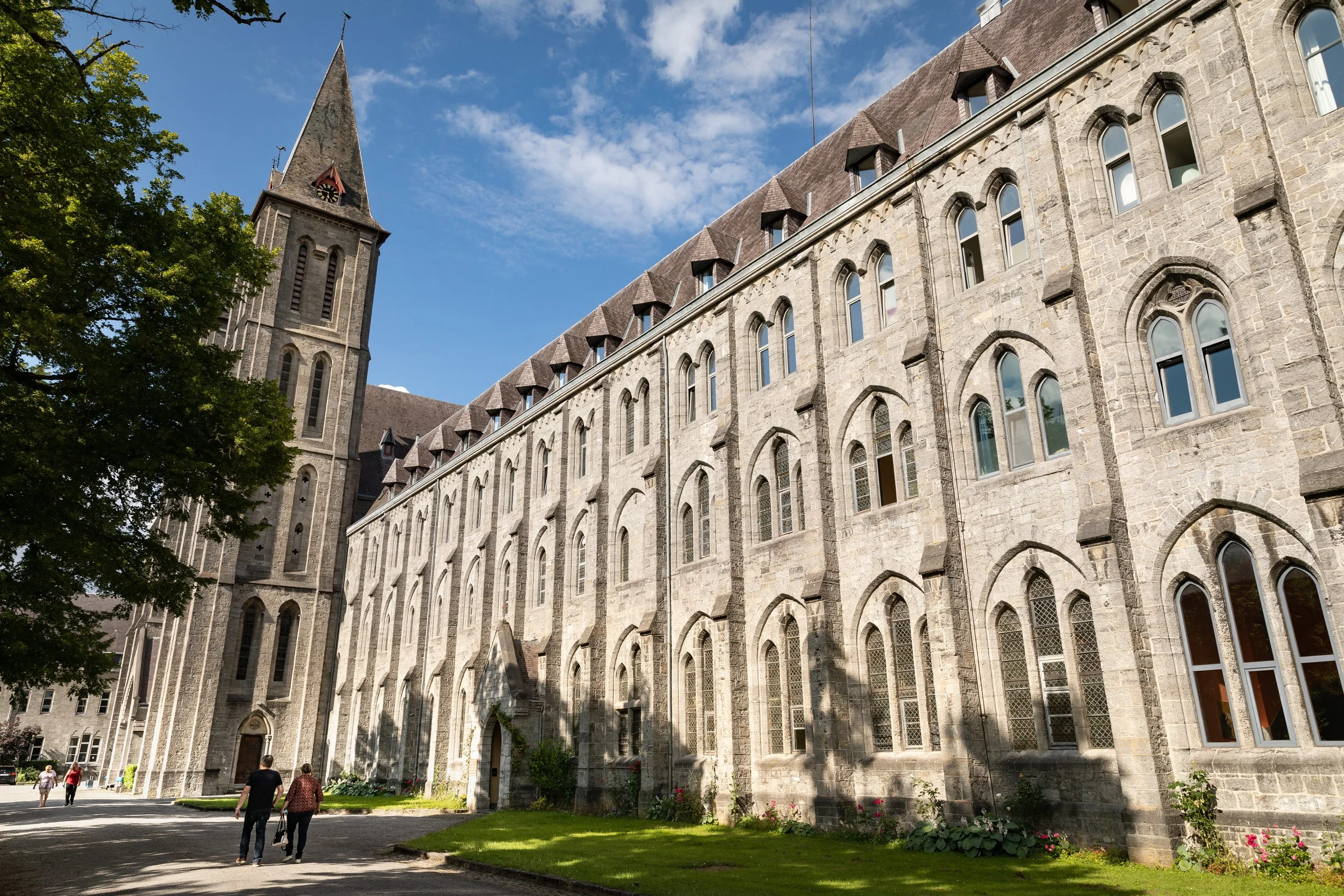 00027617-WBT - Bruno D'Alimonte-Abbaye de Maredsous.JPEG