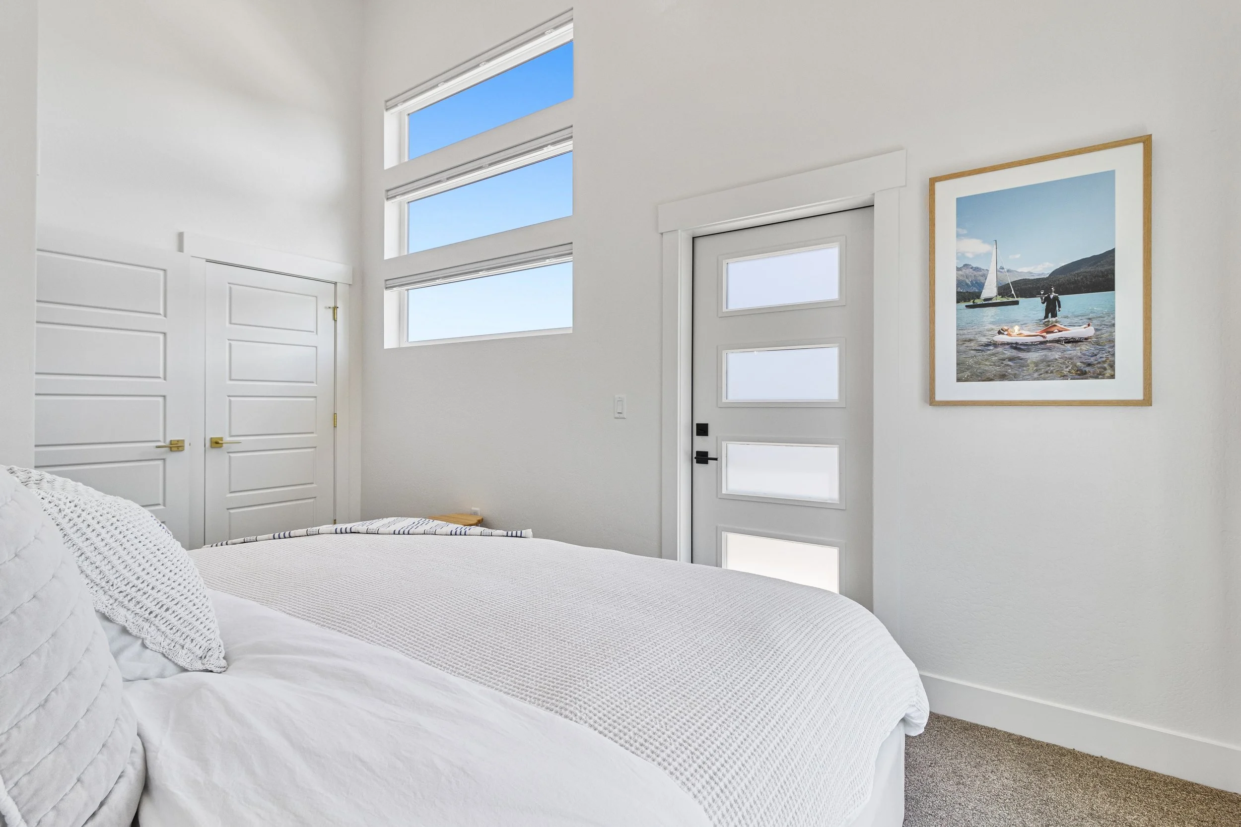 Project Year: 2024  
Project Cost: $250,000  
Style: Modern 
Description: 980 sq.ft. (440 each level) timy home featuring 2 bedrooms, 2 bathrooms and washer/dryer.  