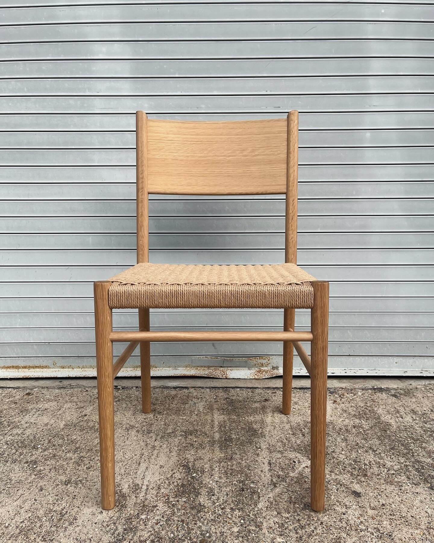 Set of chairs made for a @brooklinteriors project —
White oak , danish cord seats, bent lamination backrest and an @osmo_usa oil/wax finish.