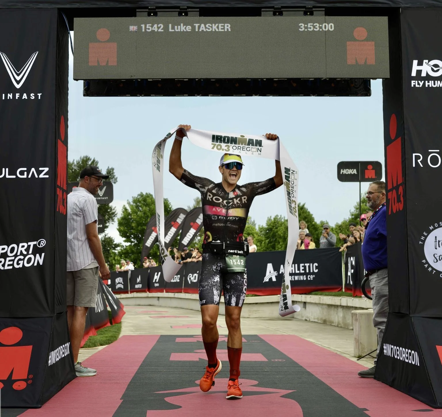 Luke Tasker winning a triathlon