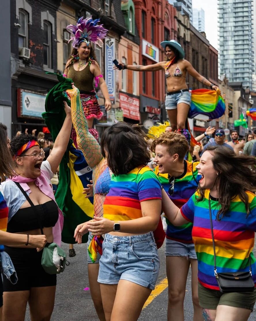 🌈 Toronto Pride 2022 🌈

#toronto #torontopride #torontopride2022 #pride #pridemonth #lgbtqiaplus #canoneosrp