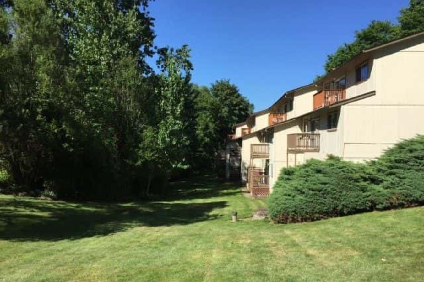 EXTERIOR — Indian Hills Apartments