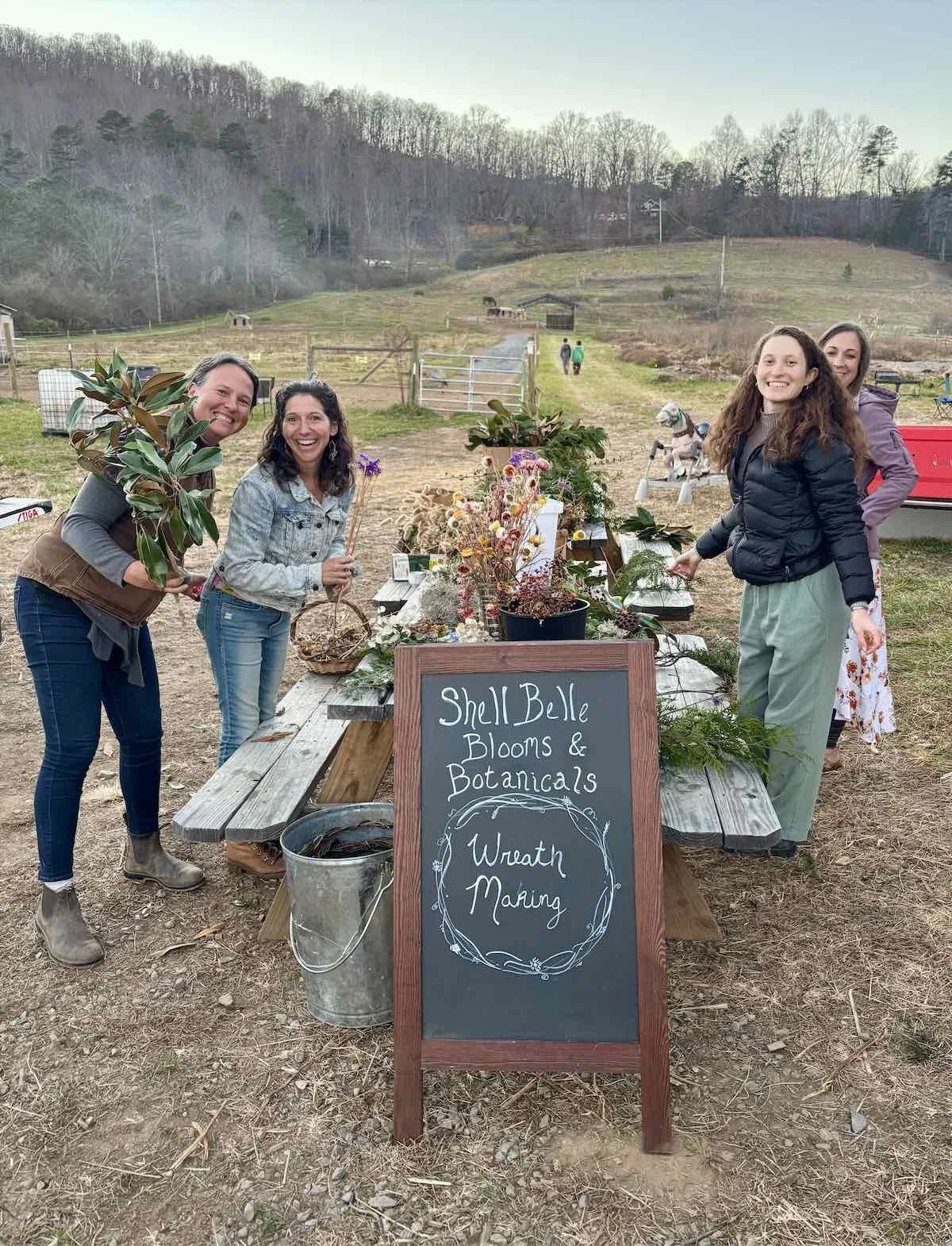 Wreath making group.jpg