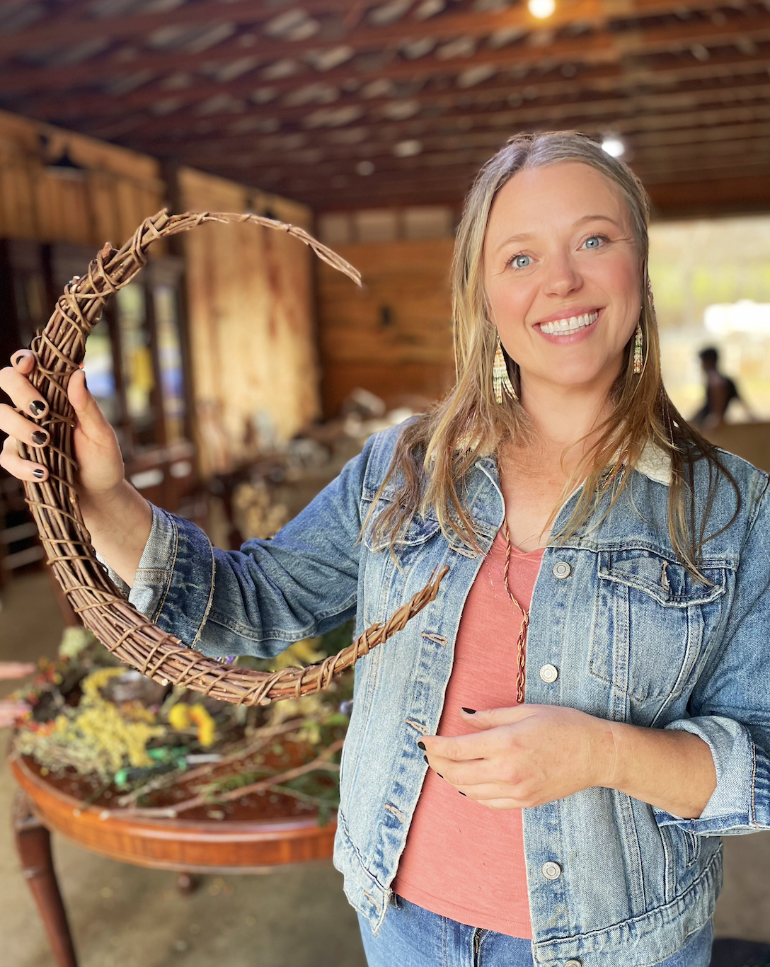Michelle moon wreath.png