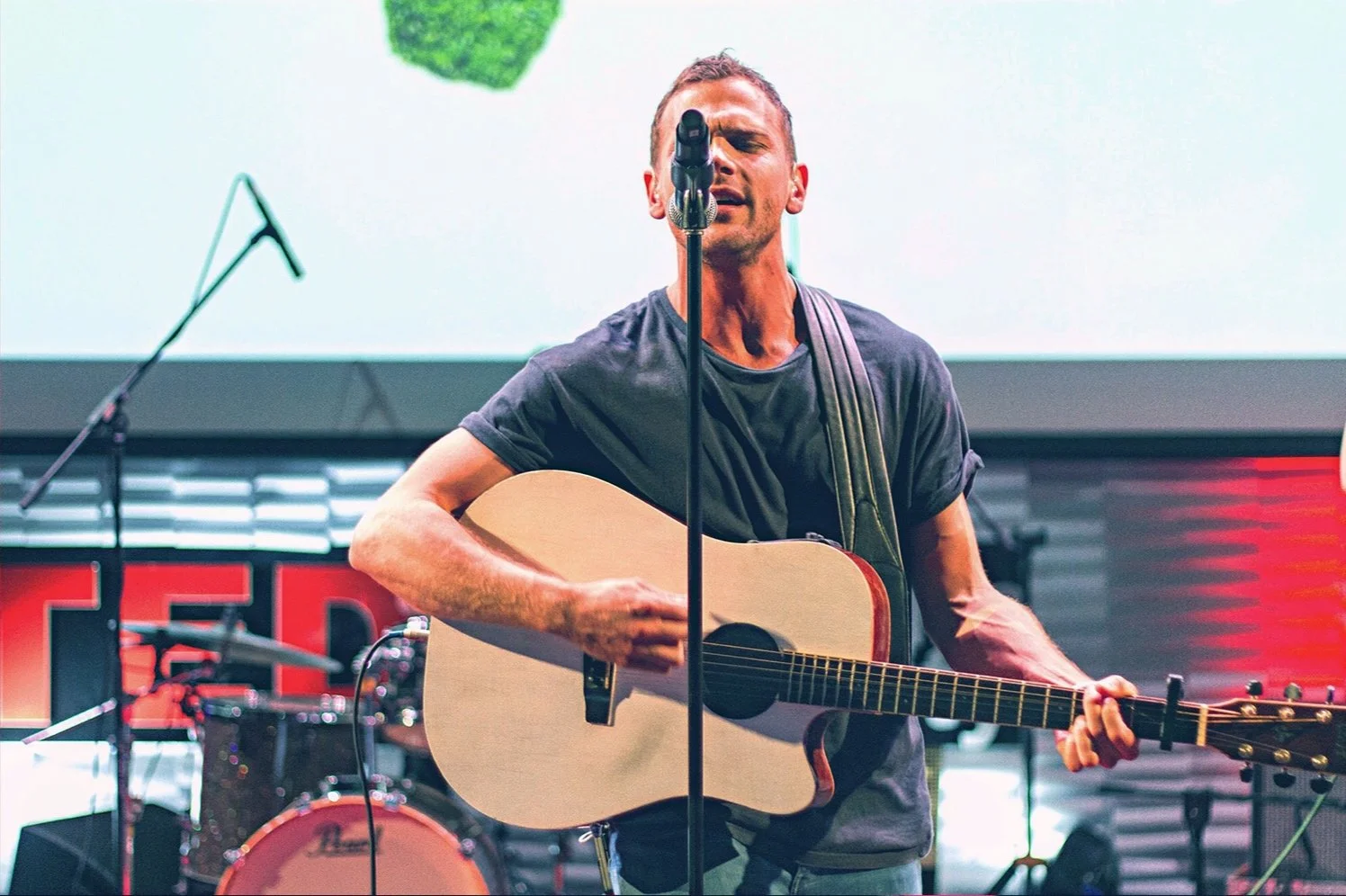 Buchanan perform at TEDxMacquarieUniversity 2015 in support of their second album, Pressure in an Empty Space