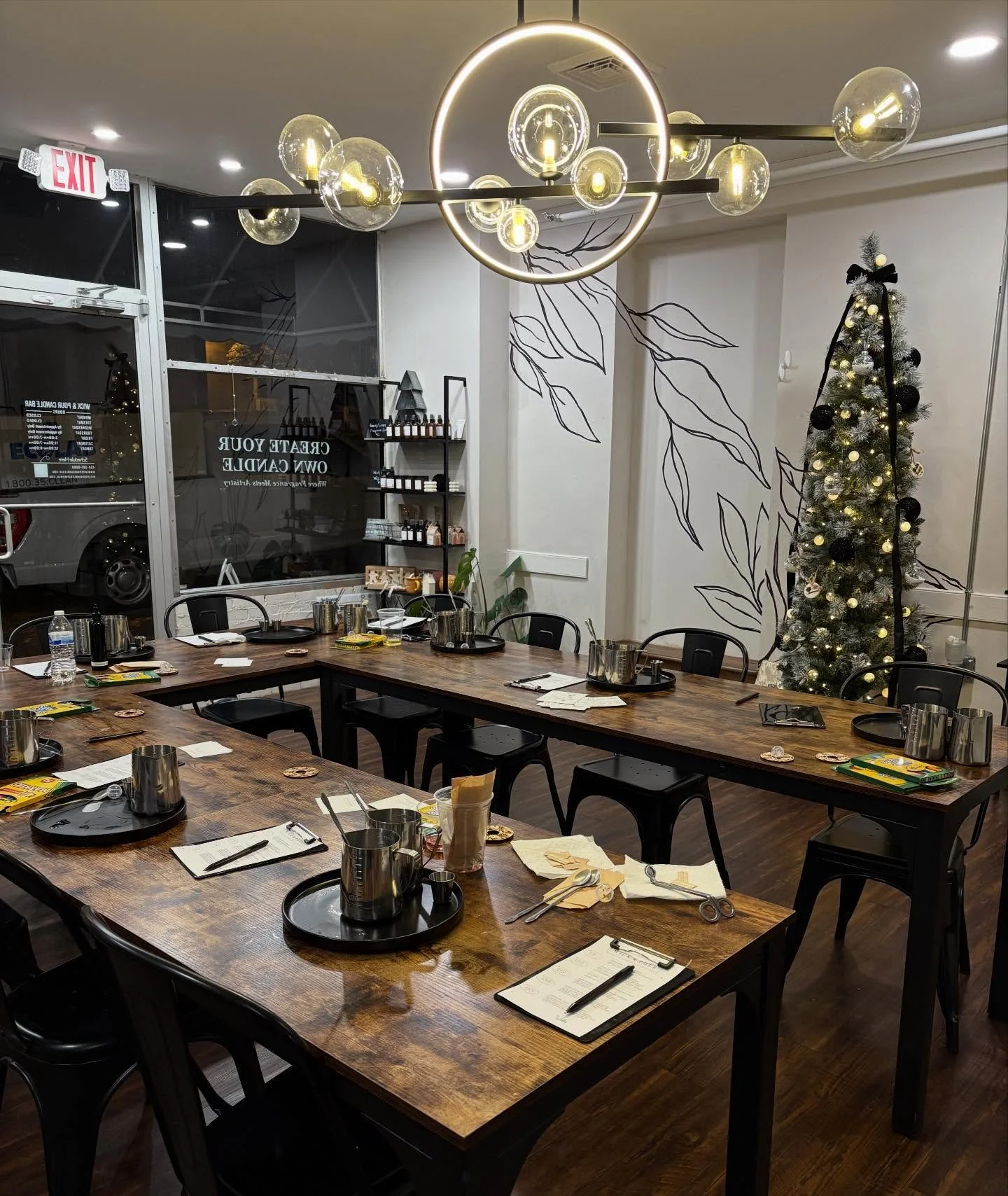 A group of amazing nurses came in to pour candles&hellip; and ended up pouring love right back into our community. 💛

Their generous donation to our Linkhorne Elementary Angel Tree will help create holiday magic for several families this season 💙

