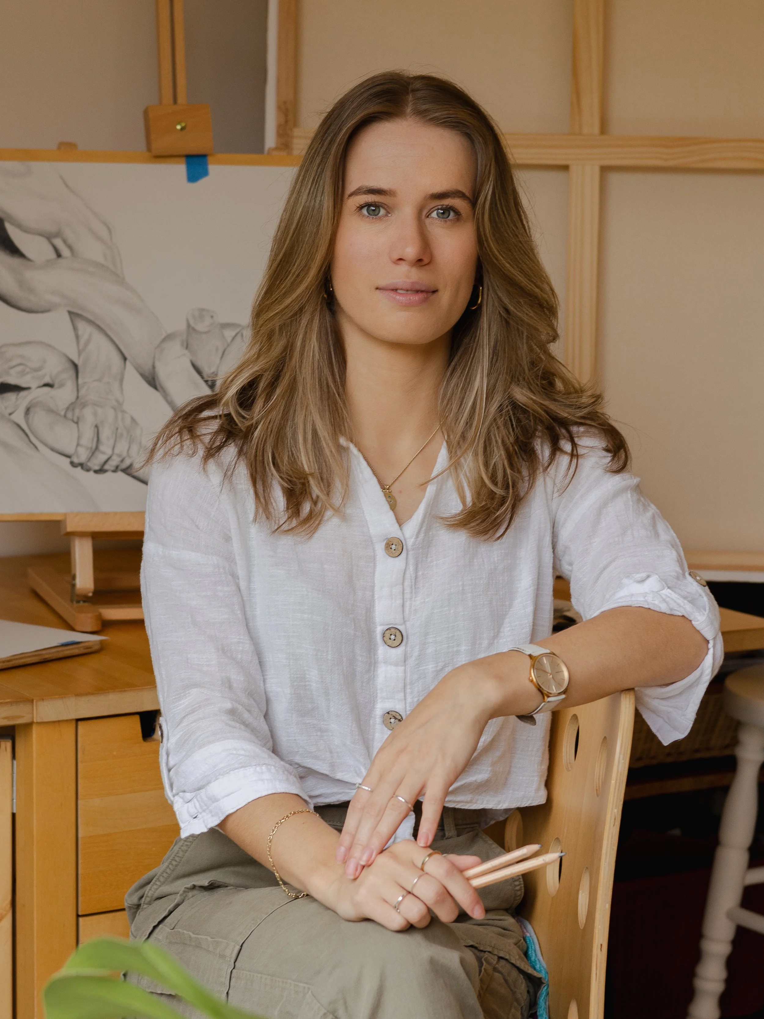 Artist portrait photographer in Melbourne Australia - natural light
