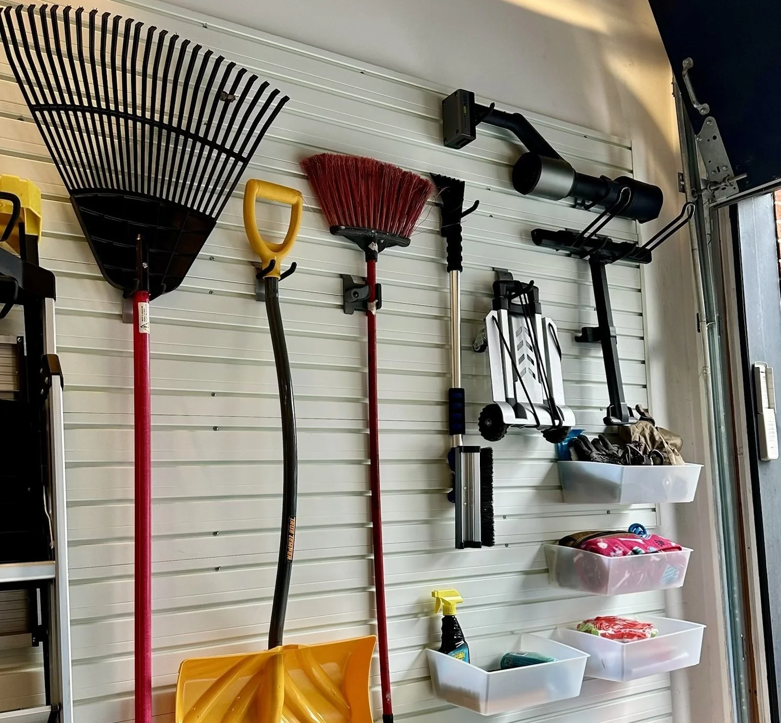 Smart Tips for a Garage Glow-Up