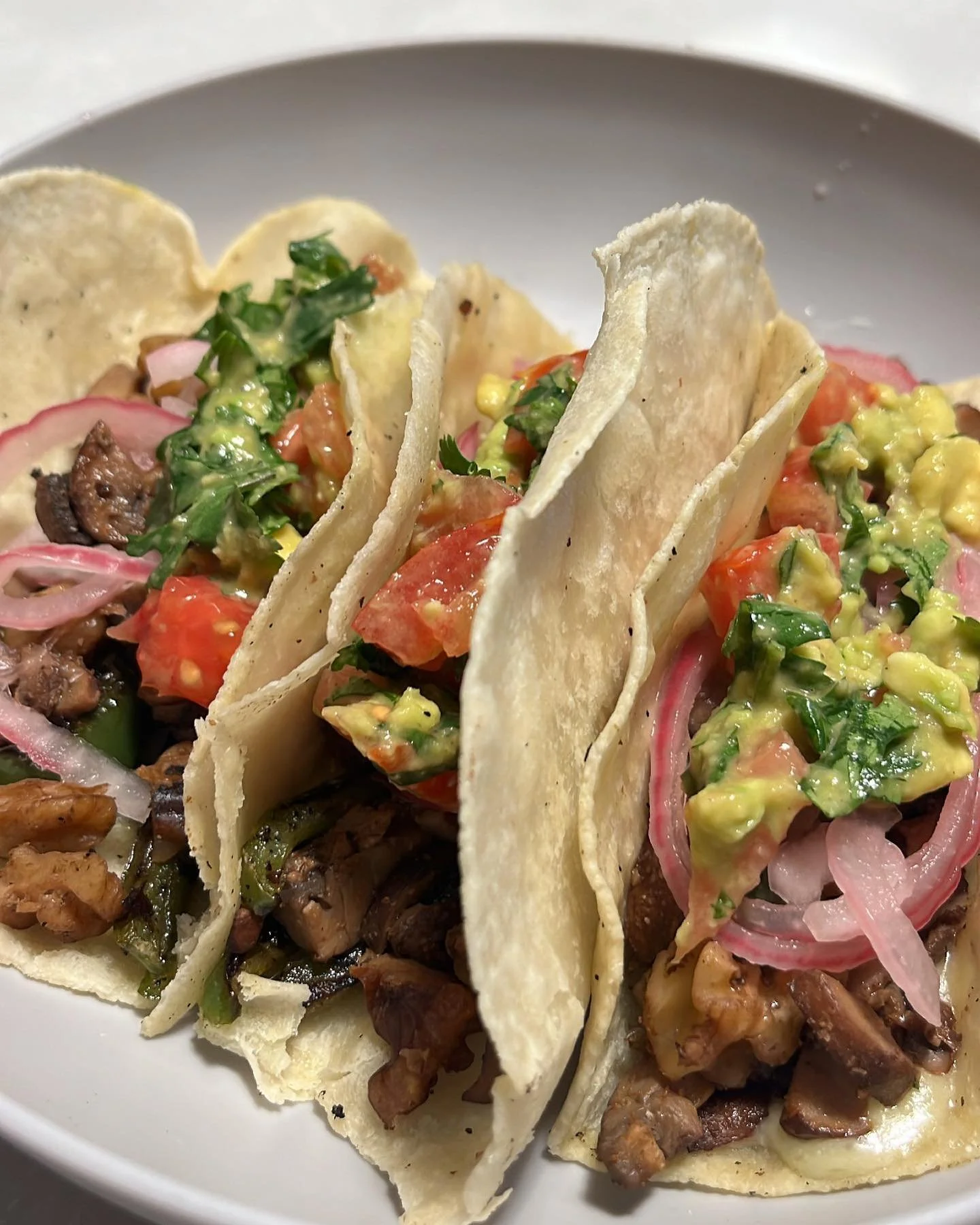 Walnut + Mushroom Tacos🤤

Threw this together on a whim and was VERY pleasantly surprised! So much so that I posted the recipe on my website🌮

#plantbasedcooking #tacotuesday #glutenfreerecipes