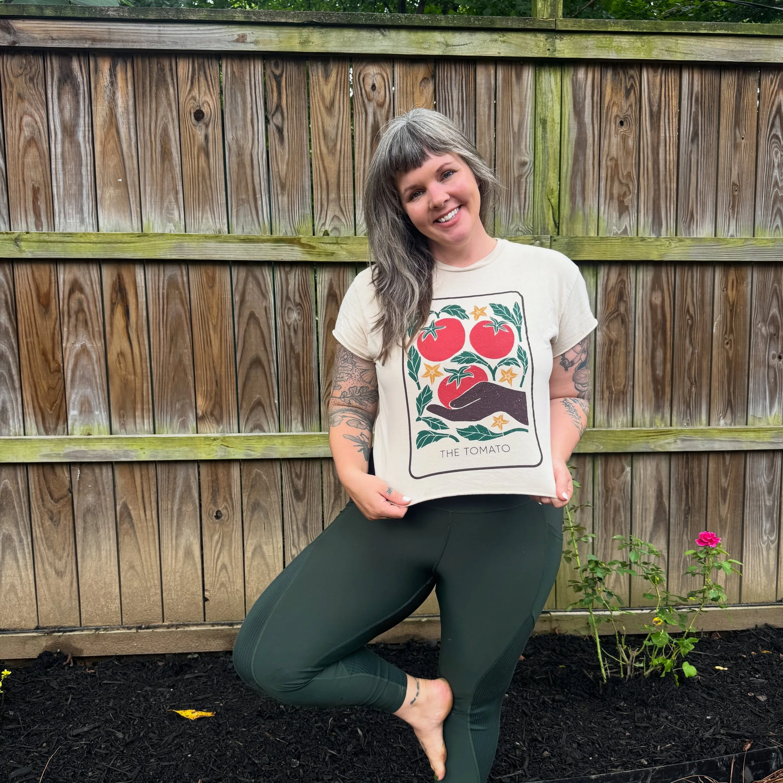 🍅🌠 TOMATO ART FEST IS THIS WEEK

I am beyond thrilled to have a @bewithyourbodytarot booth at @tomatoartfest this year! Not only will I be offering tarot readings and these very cool T-shirts and tote bags (designed by @sarastrese), but I will also