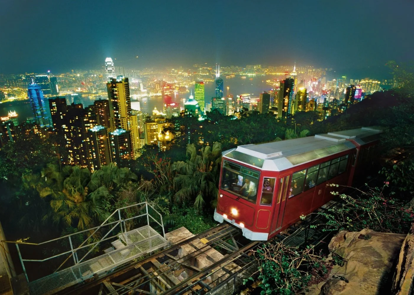 what-to-do-in-hong-kong-at-night-peak-tram.jpeg