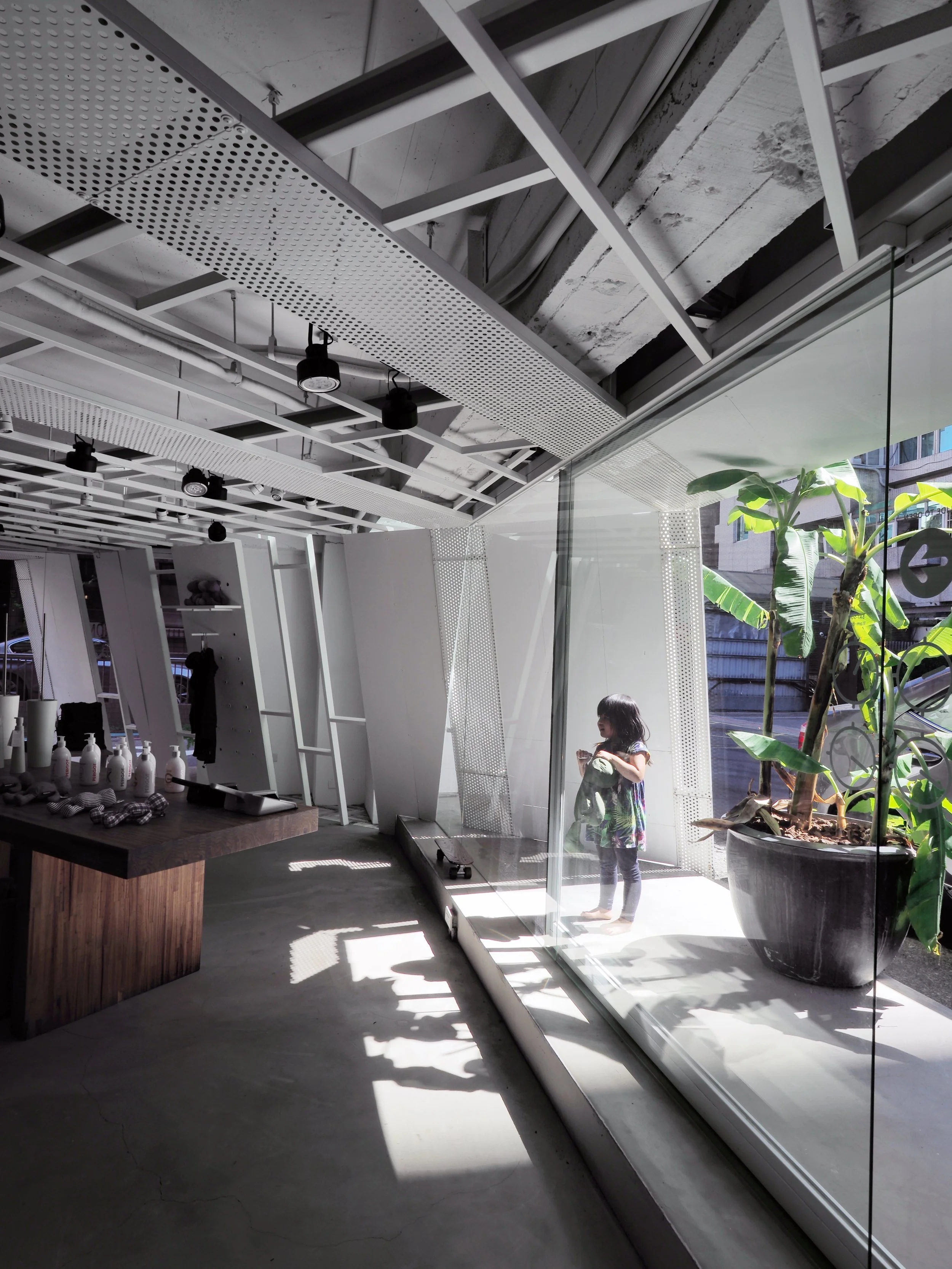 Cutting Corner -010.jpg