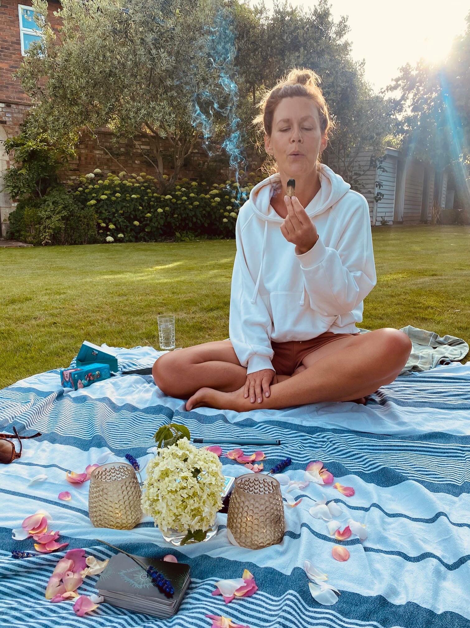 ⠀⠀⠀⠀⠀⠀⠀⠀⠀
{ C E R E M O N Y } 

Being in ceremony with life&hellip;..
 
Everything can be a ceremony or ritual. Small moments of peace or pleasure. Space. Presence. 

Moments of ritual or ceremony ground us into the present moment. Into awareness of 