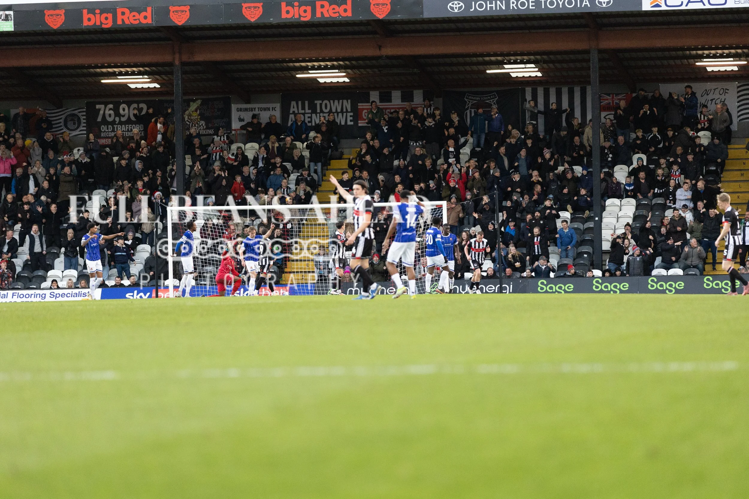 Grimsby Town vs Wealdstone F.A.Cup Third Round-28.jpg