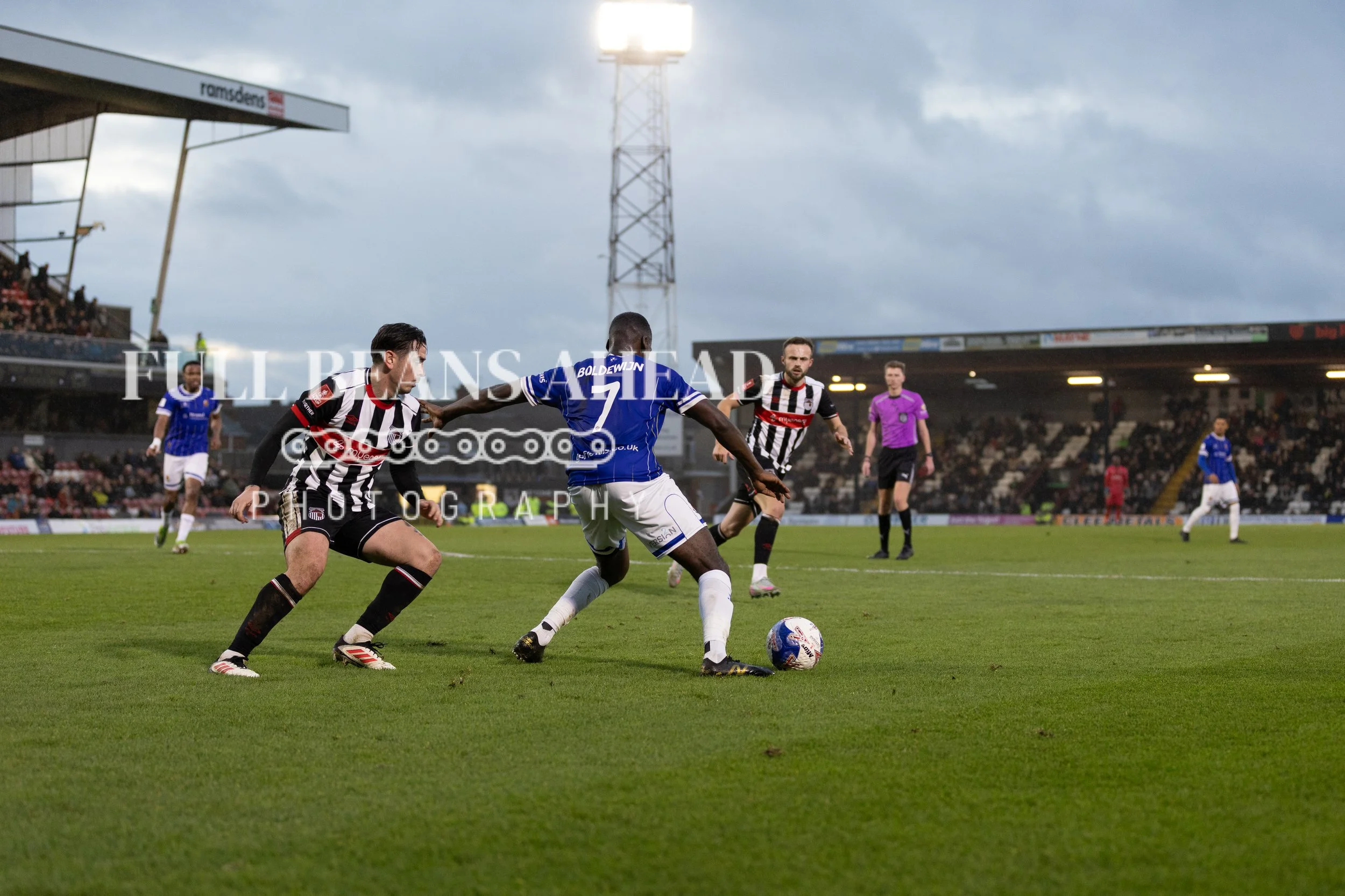 Grimsby Town vs Wealdstone F.A.Cup Third Round-51.jpg