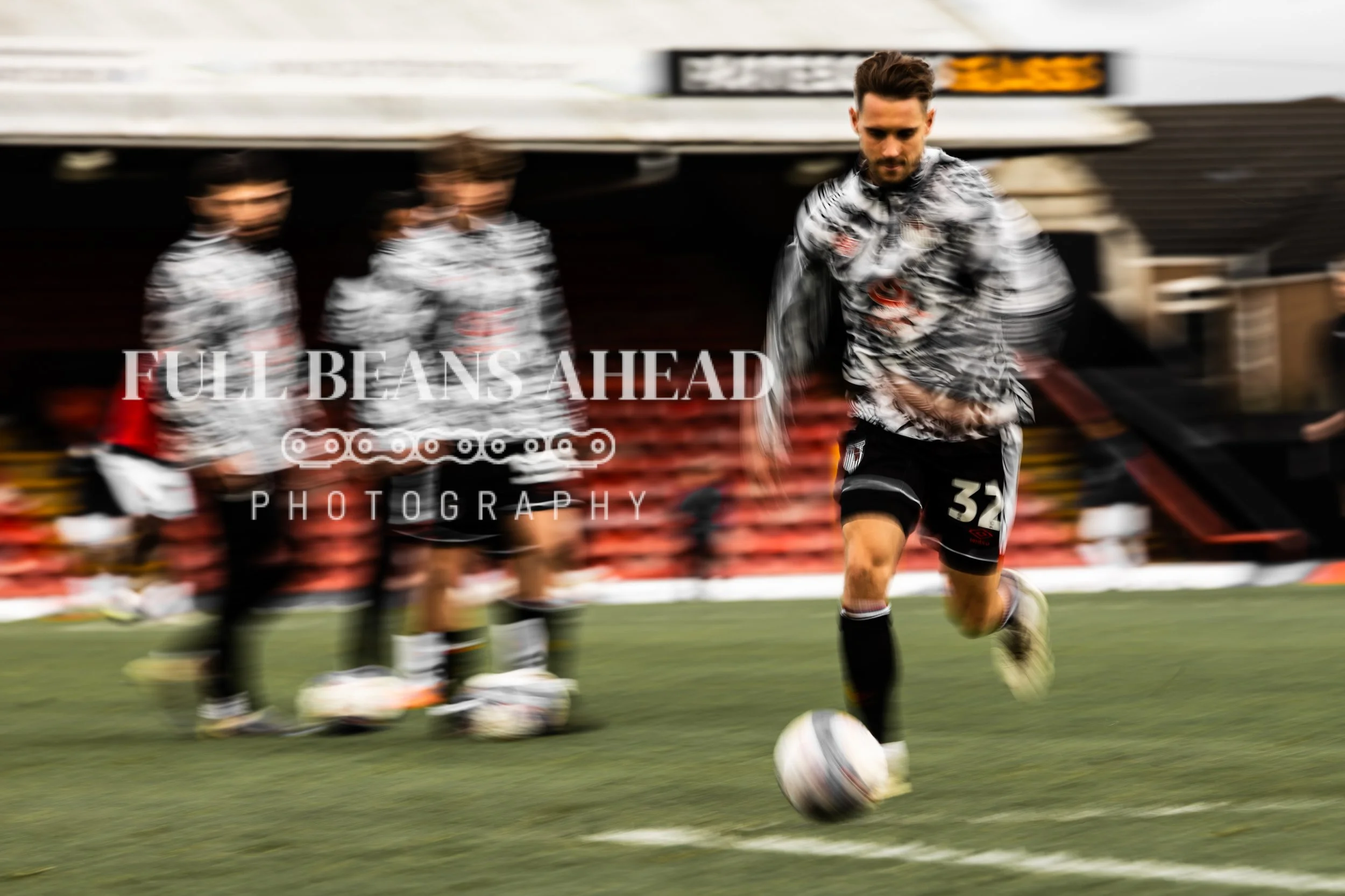 Grimsby Town vs Wealdstone F.A.Cup Third Round-11.jpg