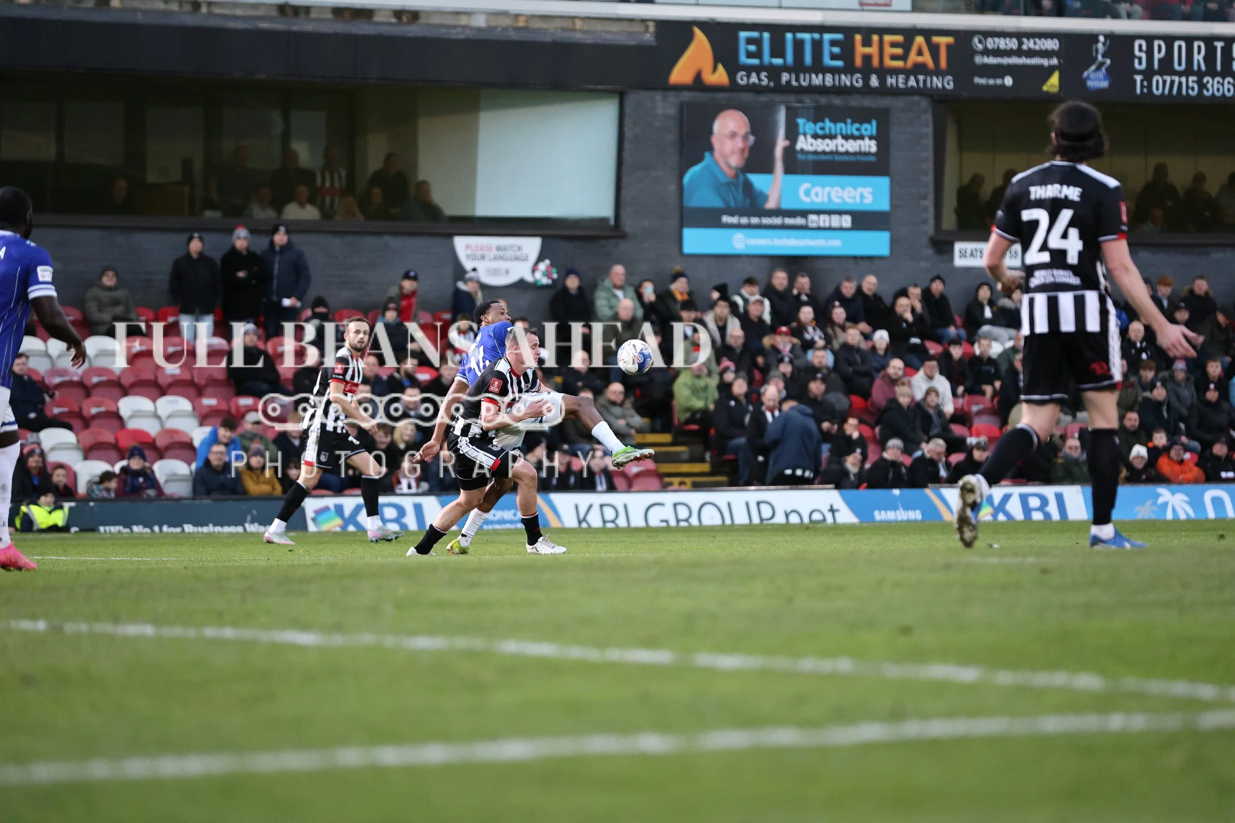 Grimsby Town vs Wealdstone F.A.Cup Third Round-41.jpg