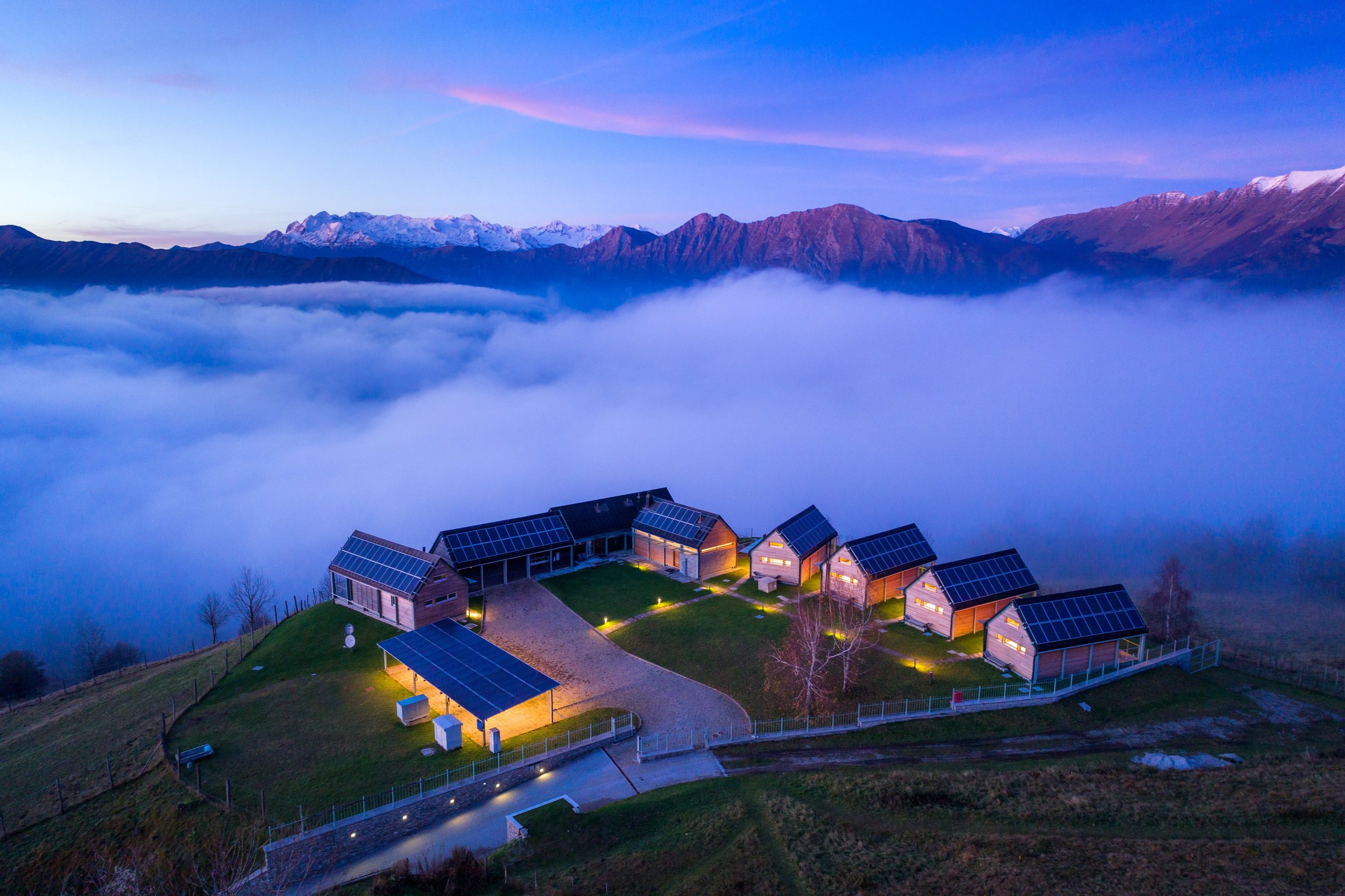1_Nebesa_from the sky-min.jpg