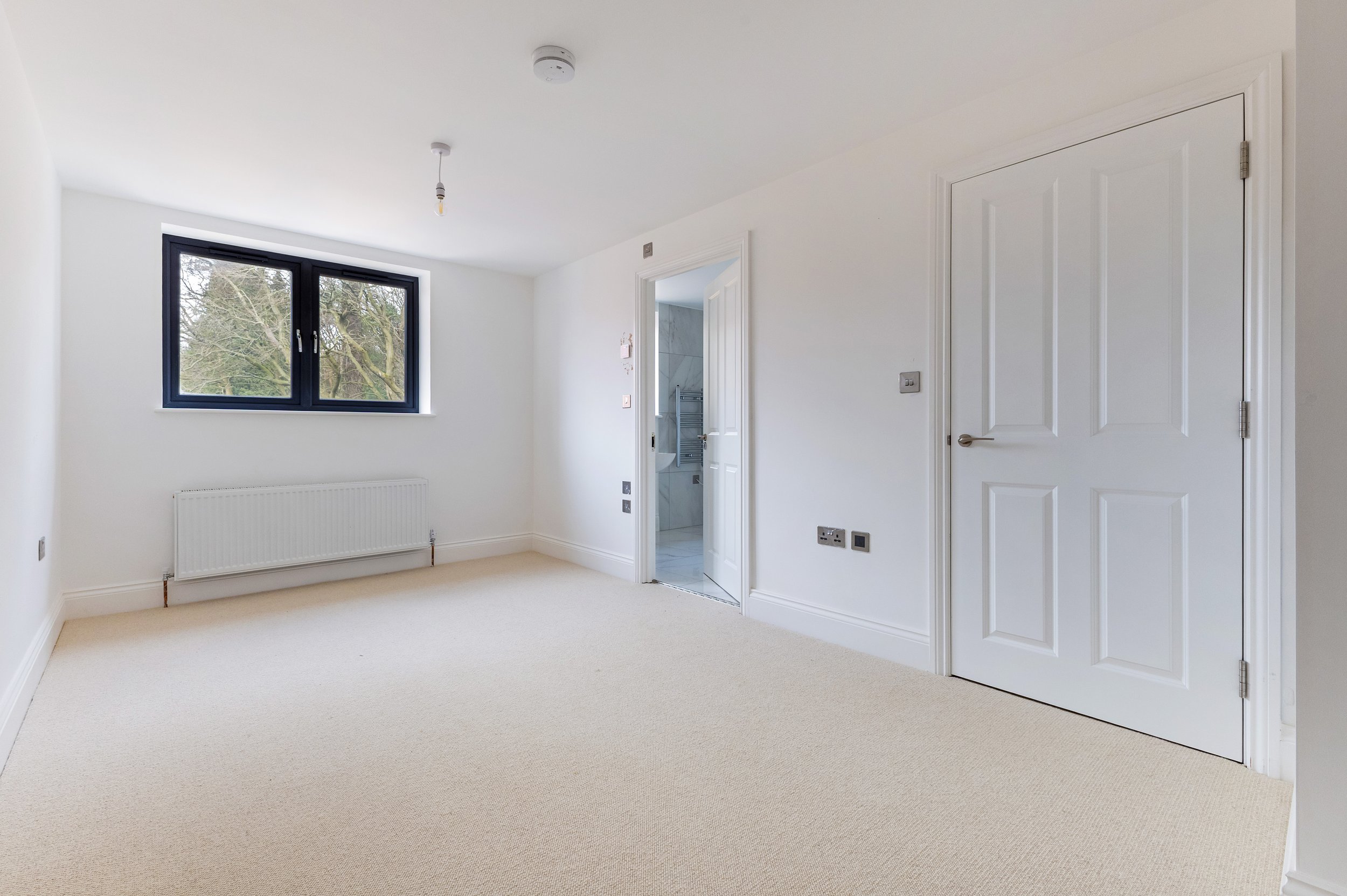 87303_The Roebuck Hind Gardens (17).jpg