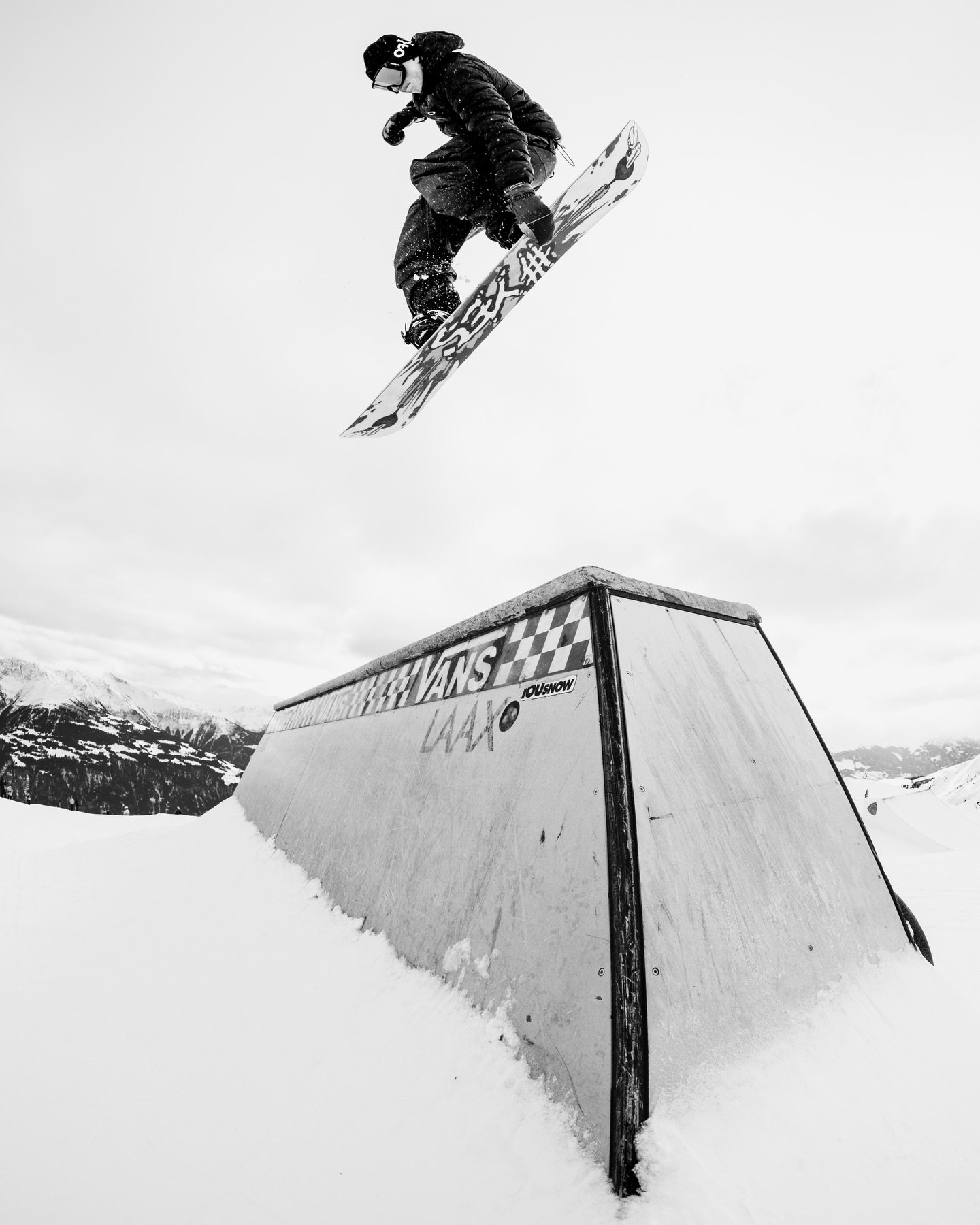 @federico_20090 in Laax for our personal project
🤘🏻🏴&zwj;☠️