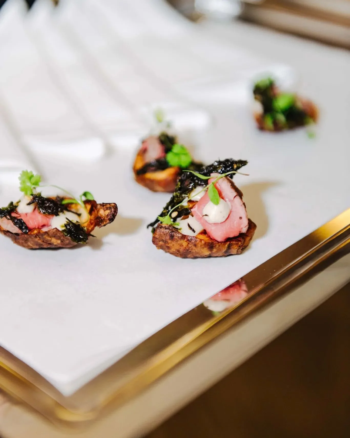 Winter 2023
Real canap&eacute;s

#finedininglondon