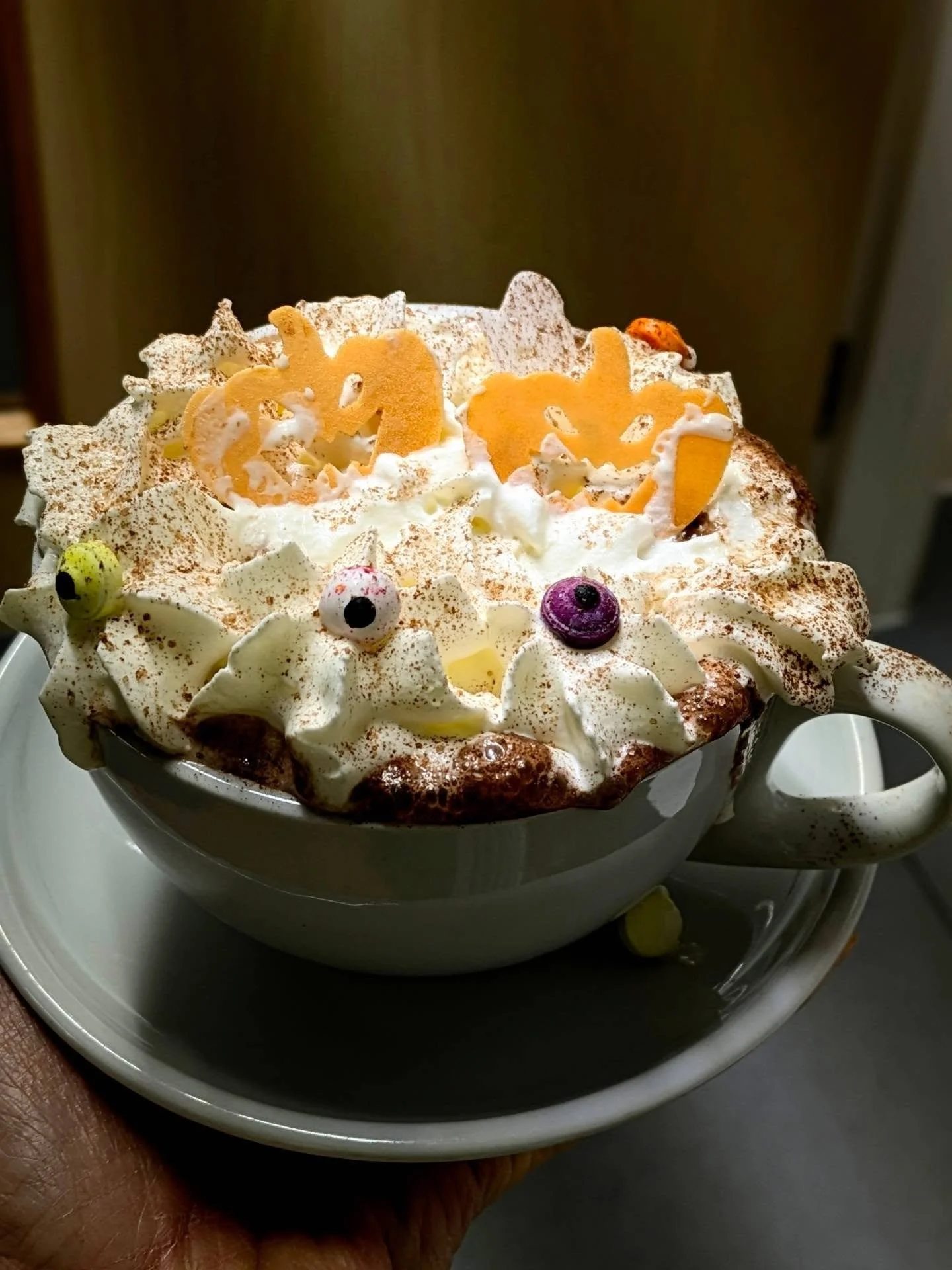 👻🎃🍂🍁🌬️ It's chilly out there isn't it? The streets are covering in fallen leaves, the rain has returned and Halloween is in only 3 weeks!

The season is changing in Waste2Taste's menu as well. The ice teas have been shelved until next spring, an
