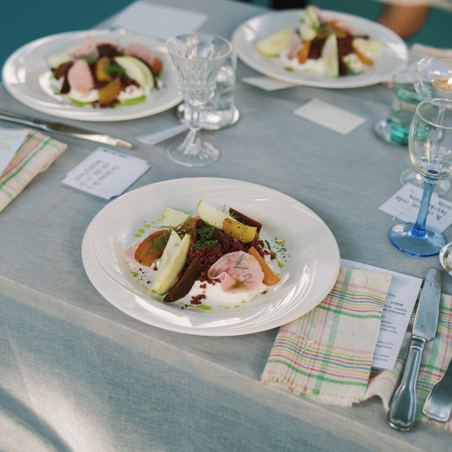 For your eyes to feast on 🍏
  One of my favourite spring creations for a project I collaborated on: Aan Tafel. 

 I had so much fun creating this colourful dish. The plush labneh, the zingy pickled rainbow beets, the crunch of crisp apple, all wrapp
