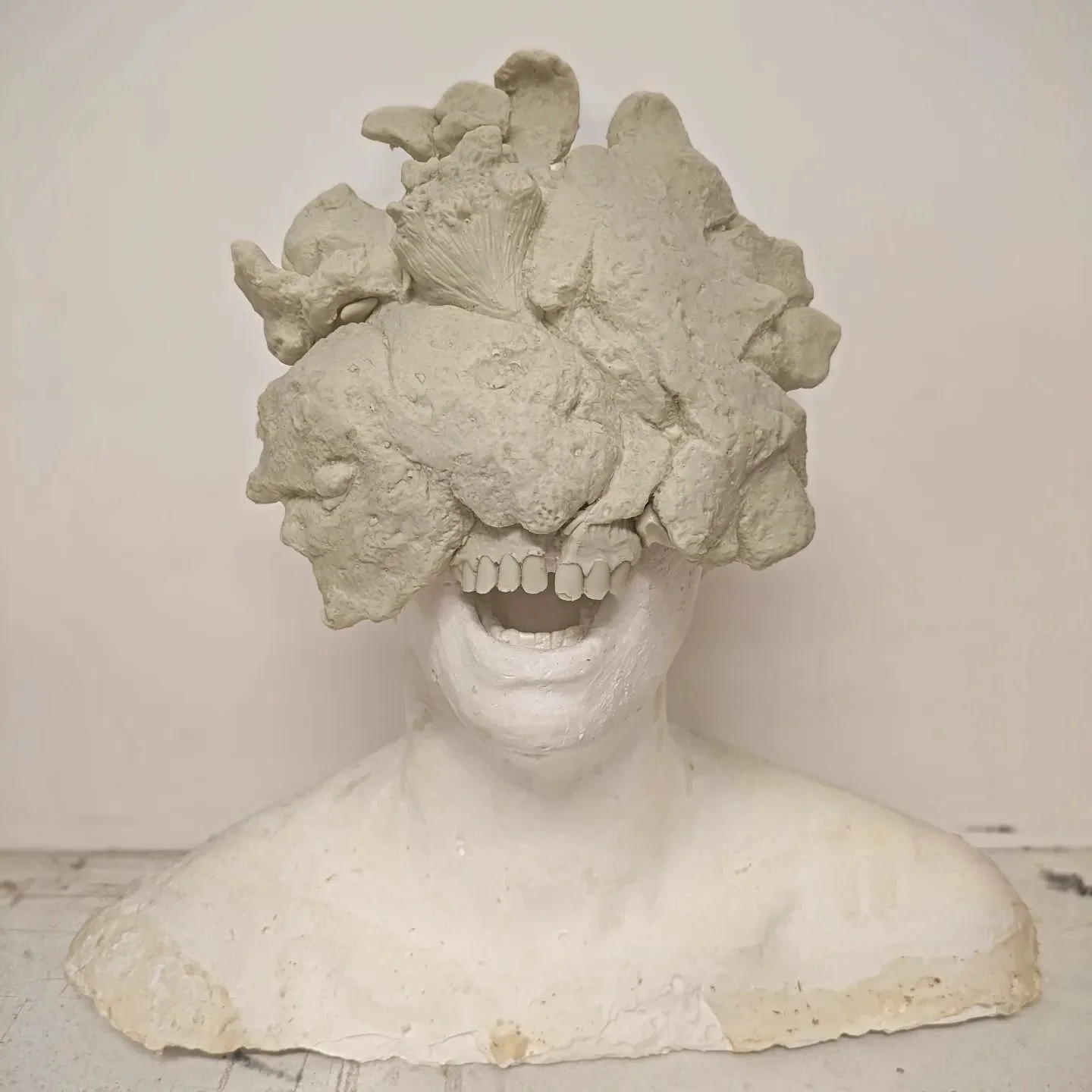 Prosthetics Specialism 
.
Demoulded clicker face 
.
.
.
#prothetics #propmaker #propmaking #prop #lastofus #clickers #mouldmaking #mouldmaker