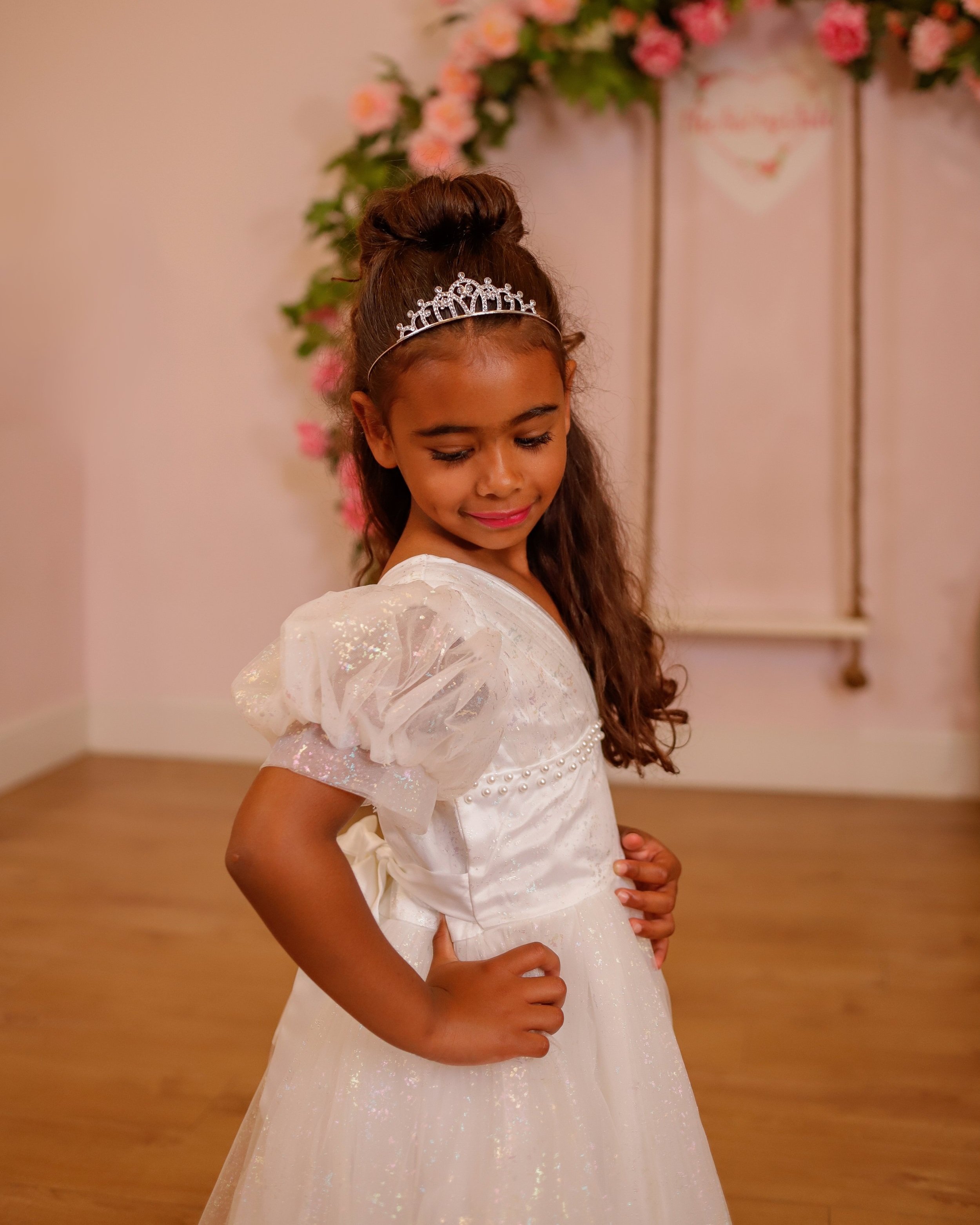 long+white+dress+close+up.jpg