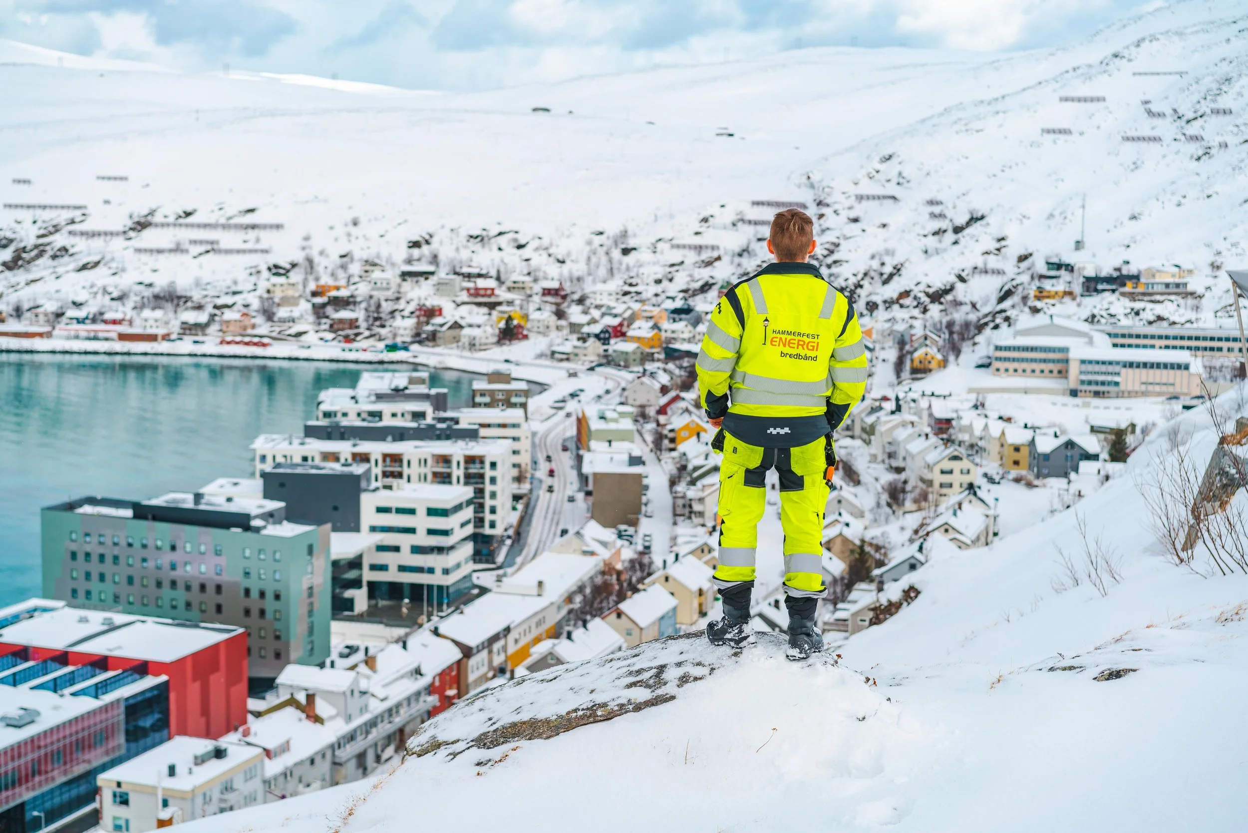 Teneo AS kjøper Hammerfest Energi Bredbånd