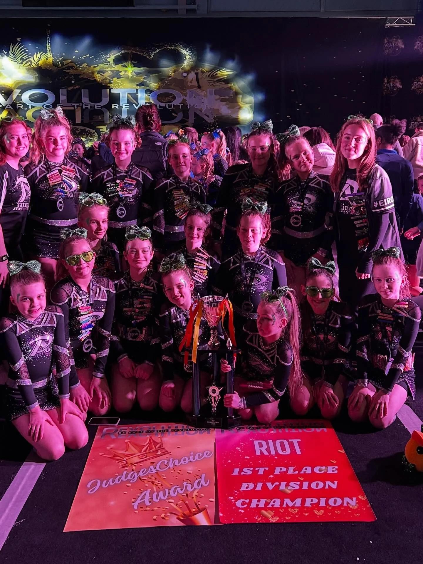 First place and JUDGES CHOICE for our divas of Emeralds💚 

#winners #bracknellcheer #cheerleading #cheerleadingteam #cheerleadingcompetition