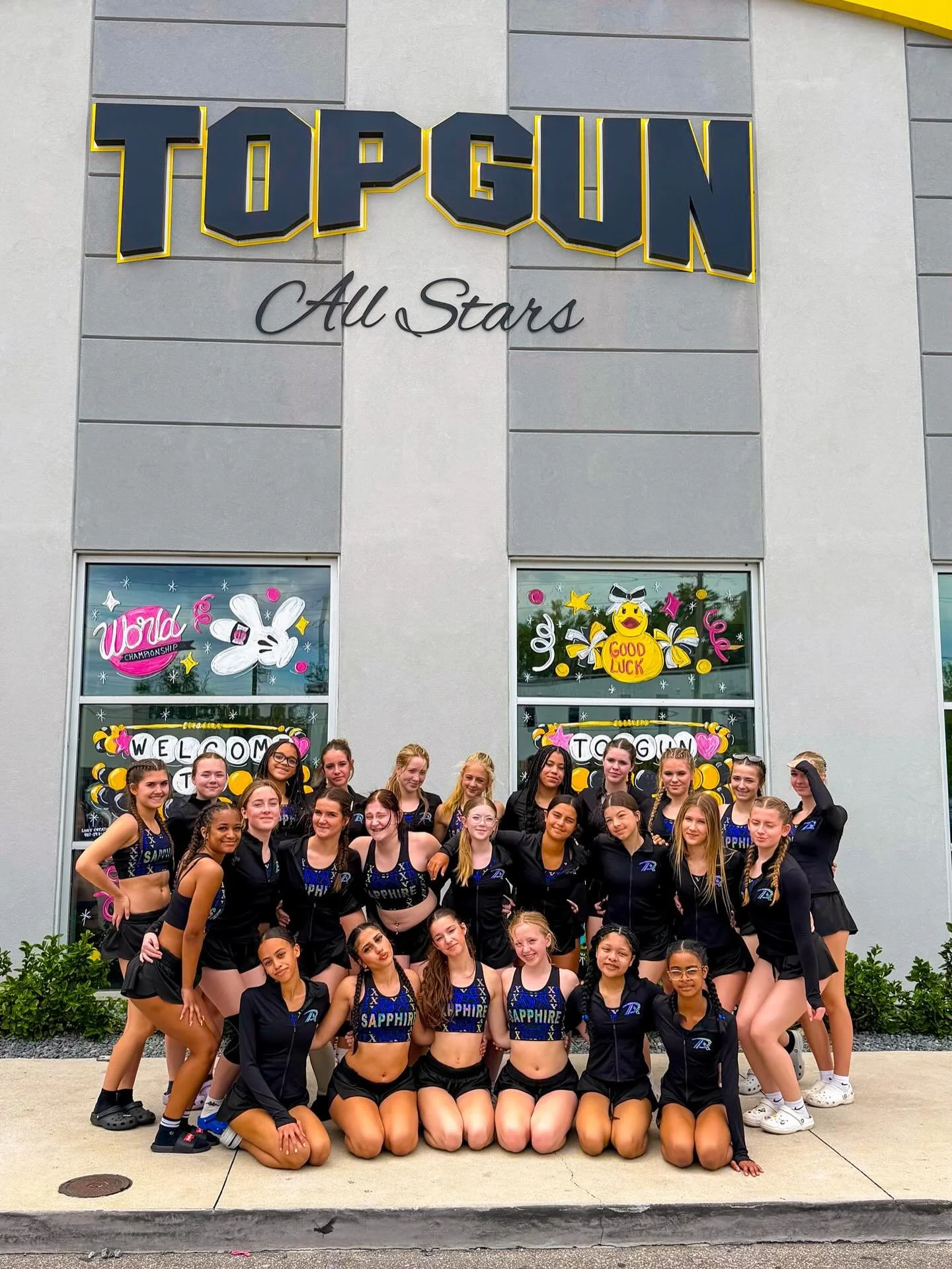 Sapphire paid a visit to Topgun💙🫶🏼

#topgun #bracknellcheer #cheerleading #cheerleadingteam #cheerteam