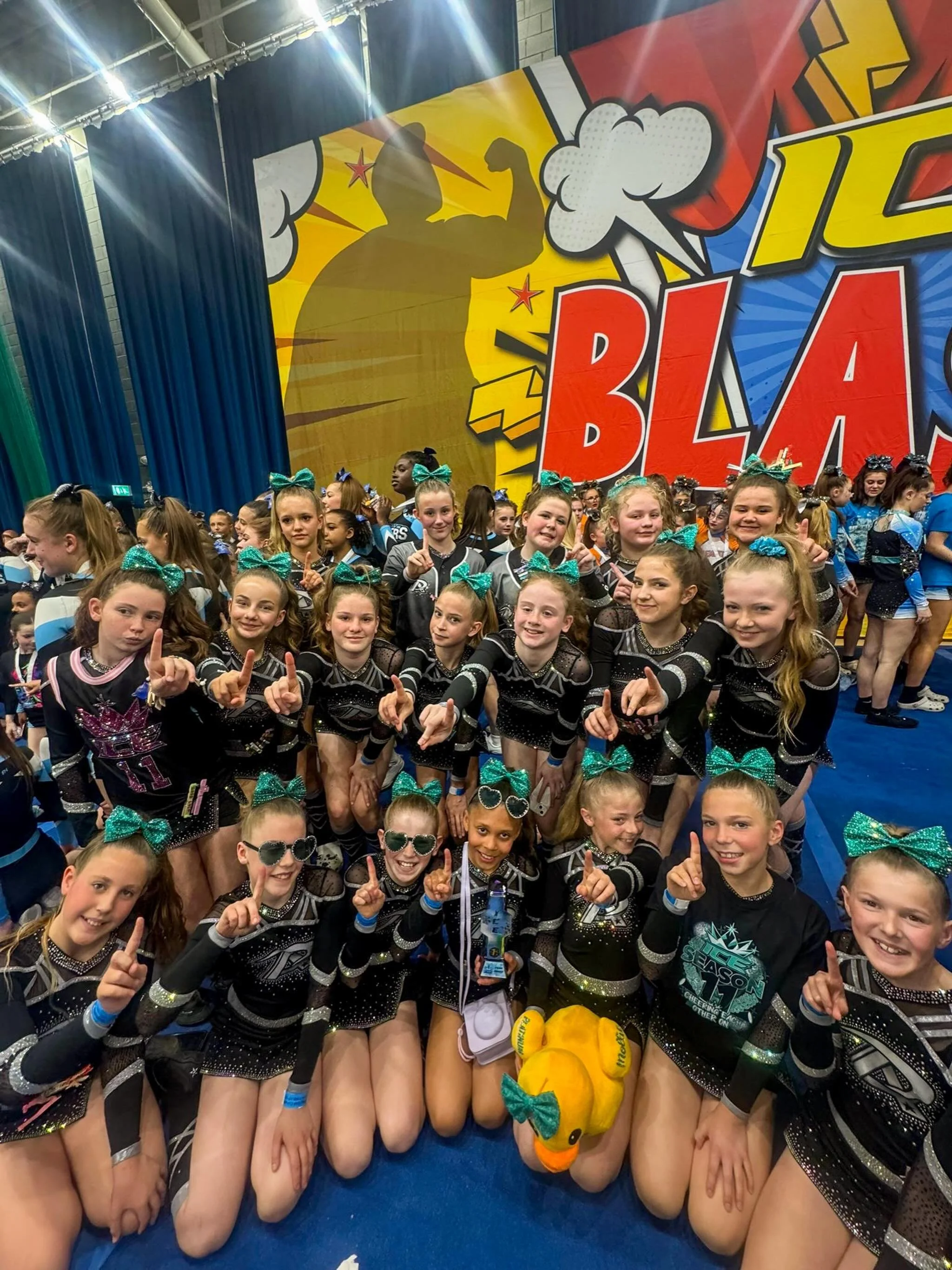 An amazing FIRST PLACE for our Jade girls 💚

#cheerleaders #cheerleading #bracknellcheer #cheerleadersofinstagram #cheerleadingcompetition