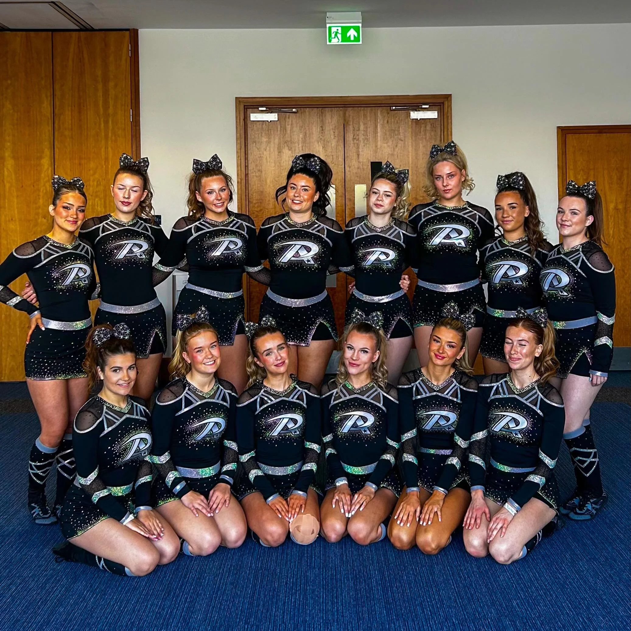 ONYX are our first team of the day🖤

#bracknellcheer #cheerleading #cheerleadersoftiktok #cheerleadingteam #cheerleadingcompetition
