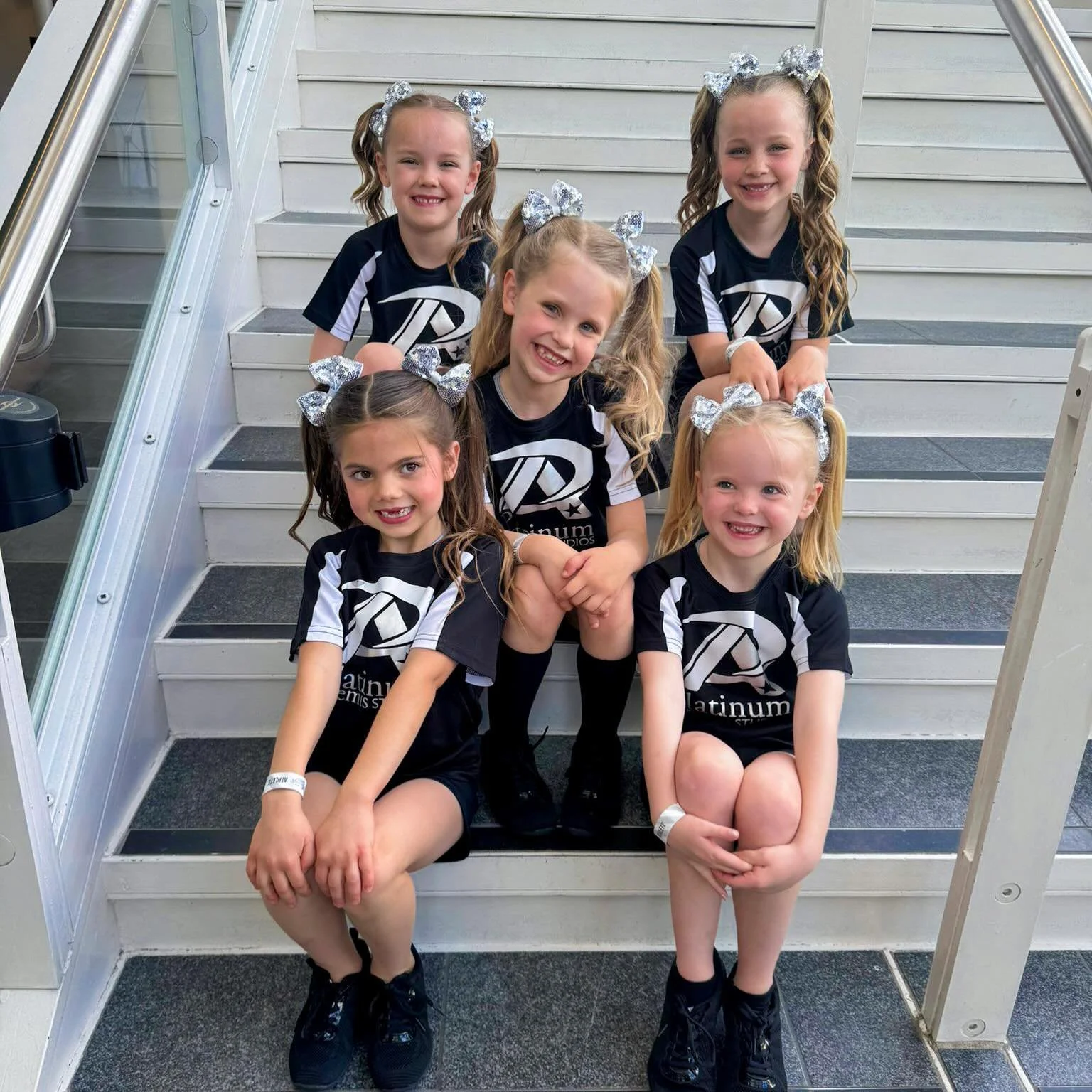 Our youngest team of the program! 
Twinkles are up next🤍

#bracknellcheer #cheerleading #cheerleaders #cheerleadingcompetition #cheerleadersofinstagram