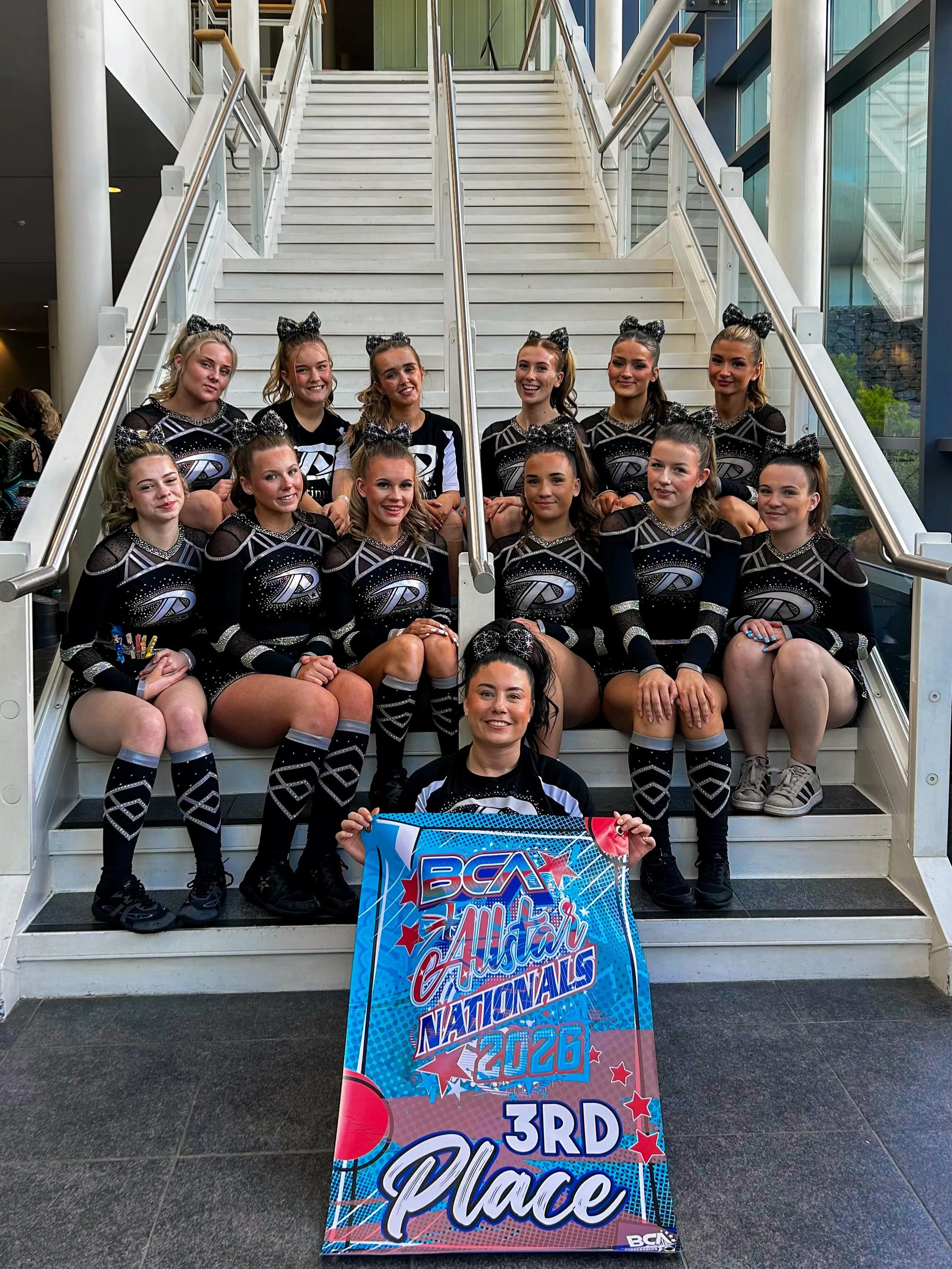 3rd place for our girls of onyx🖤

#bracknellcheer #cheerleading #cheerleaders #cheerleadingcompetition #cheerleadersofinstagram