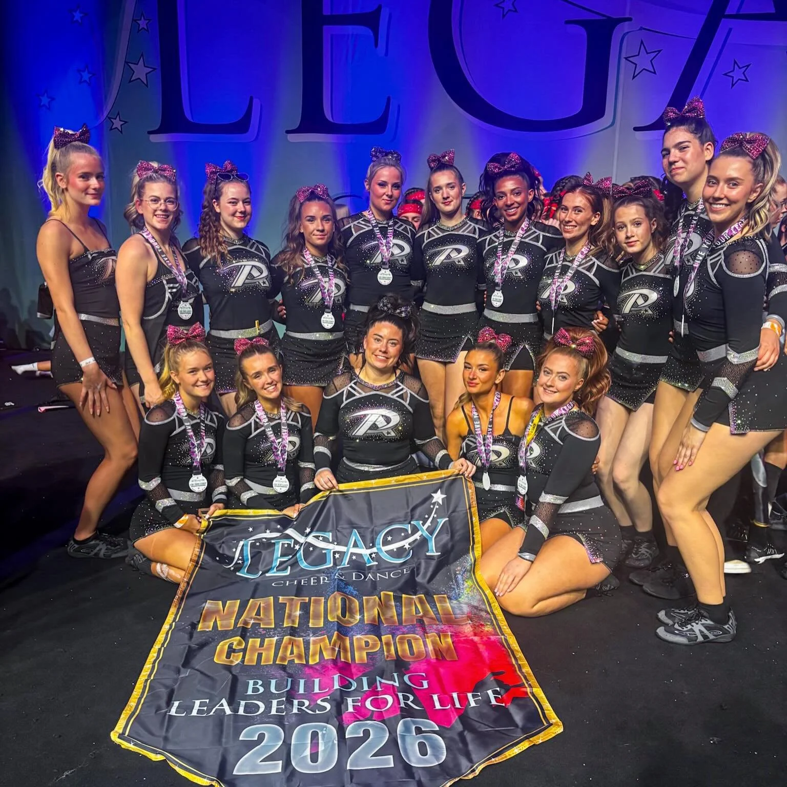 Obsidian are your national champs at @legacycheeranddance 🧡

#bracknellcheer #cheerleadingteam #cheerleadingcompetition #cheerleadersofinstagram #winners