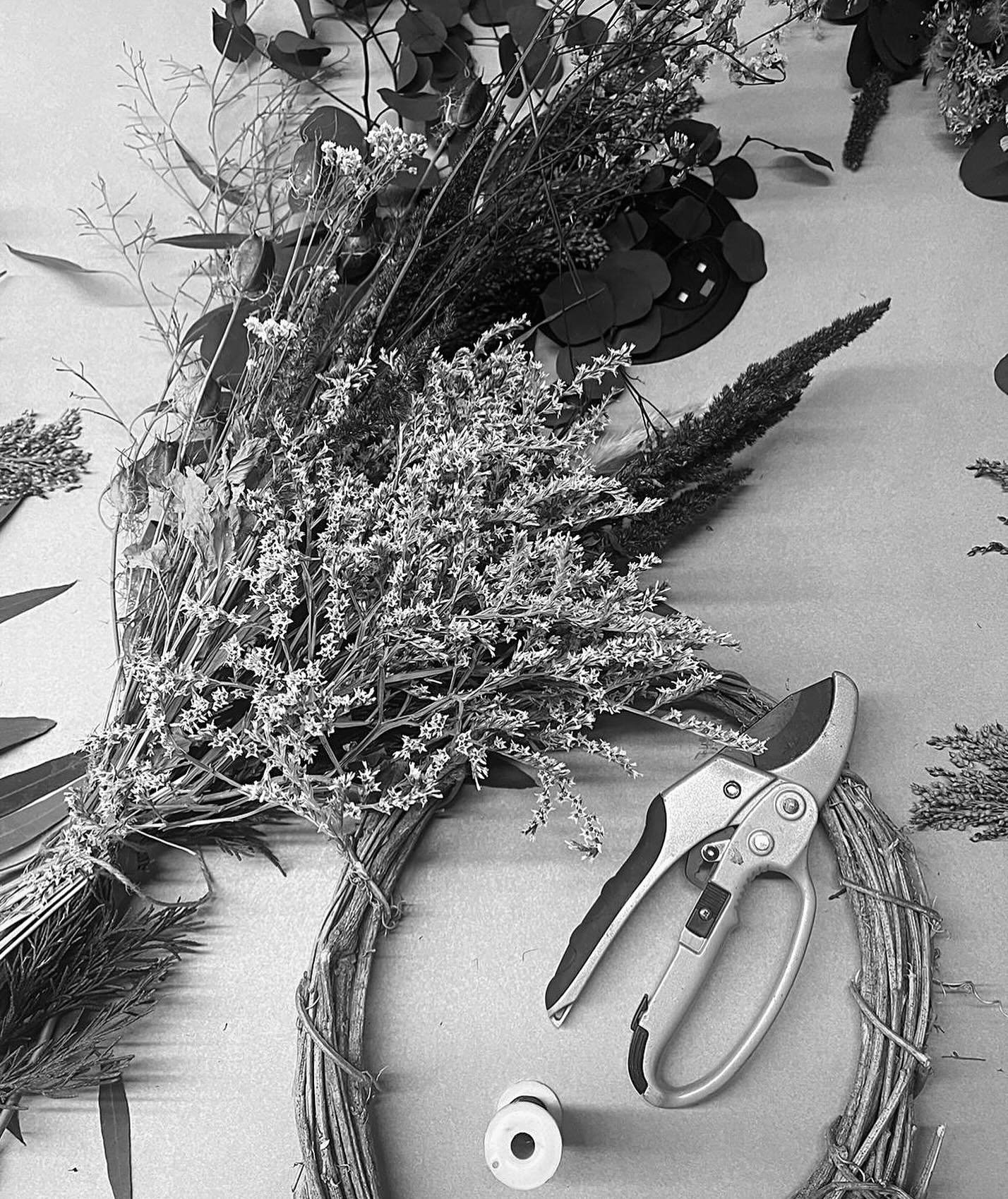 Wreath making with the Myo Team✨

#myostudio
#interiordesign 
#liverpoolchristmas
