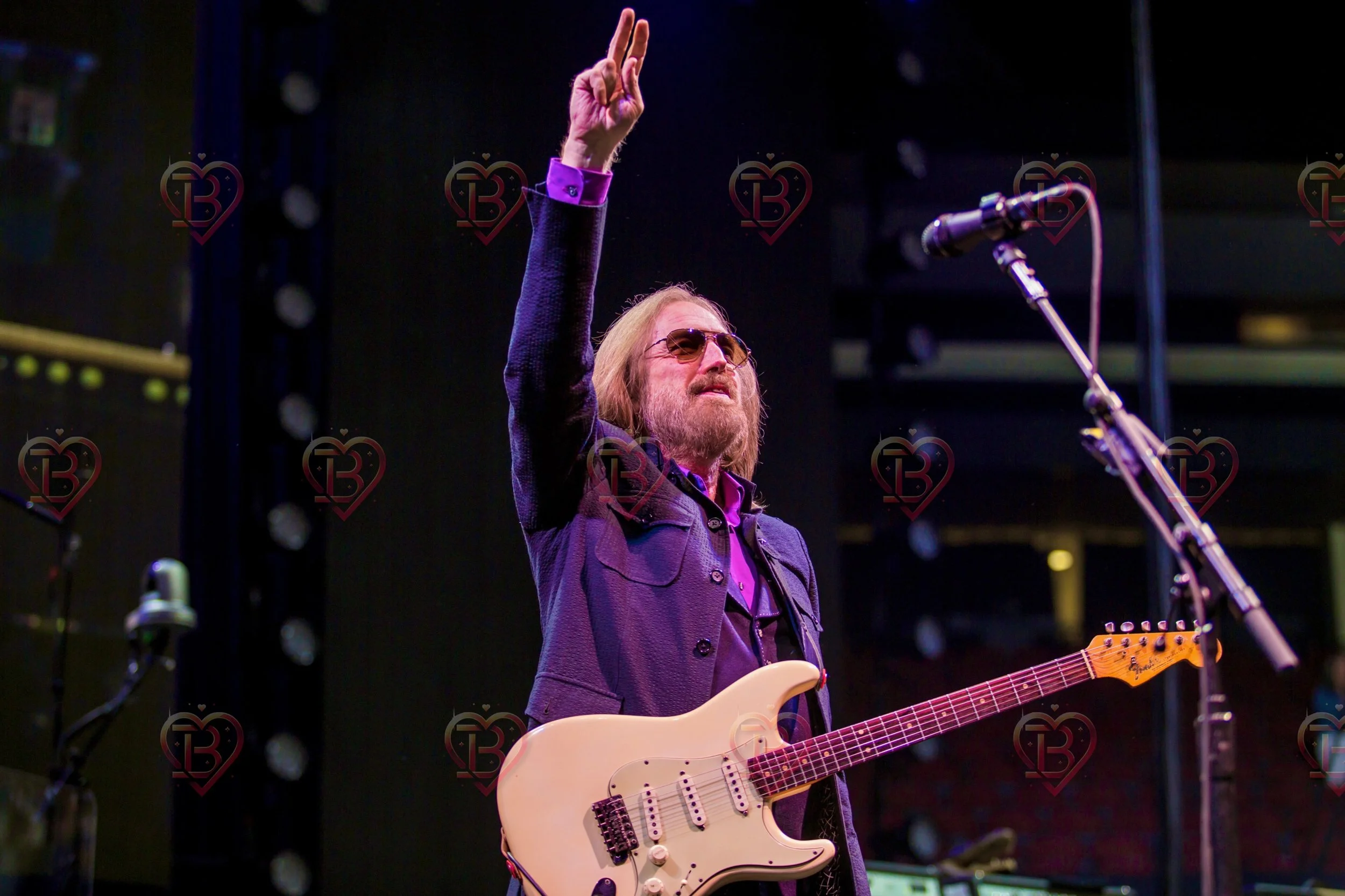 Tom Petty and the Heartbreaking 2.JPG